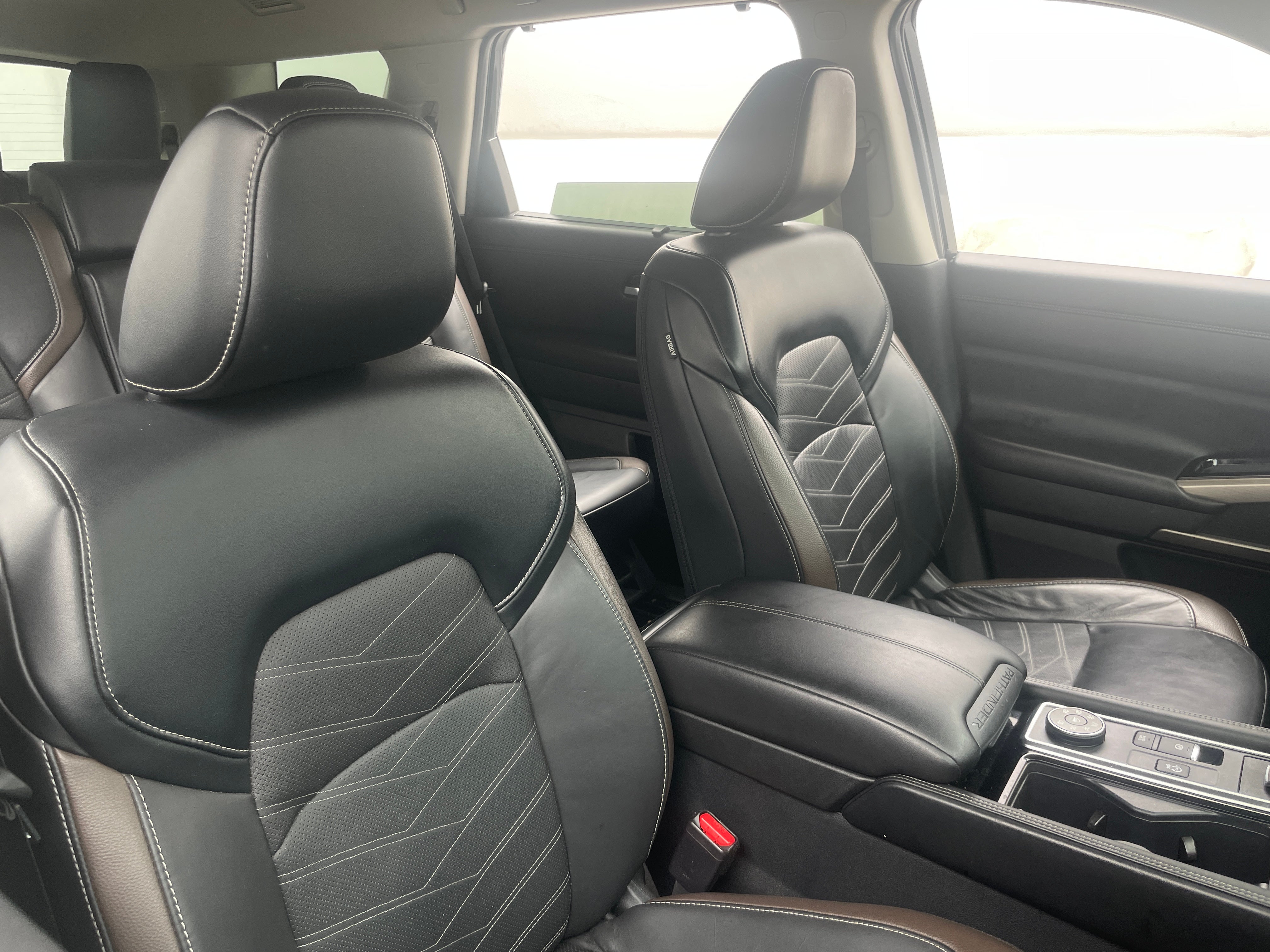 2023 Nissan Pathfinder Platinum - Photo 7