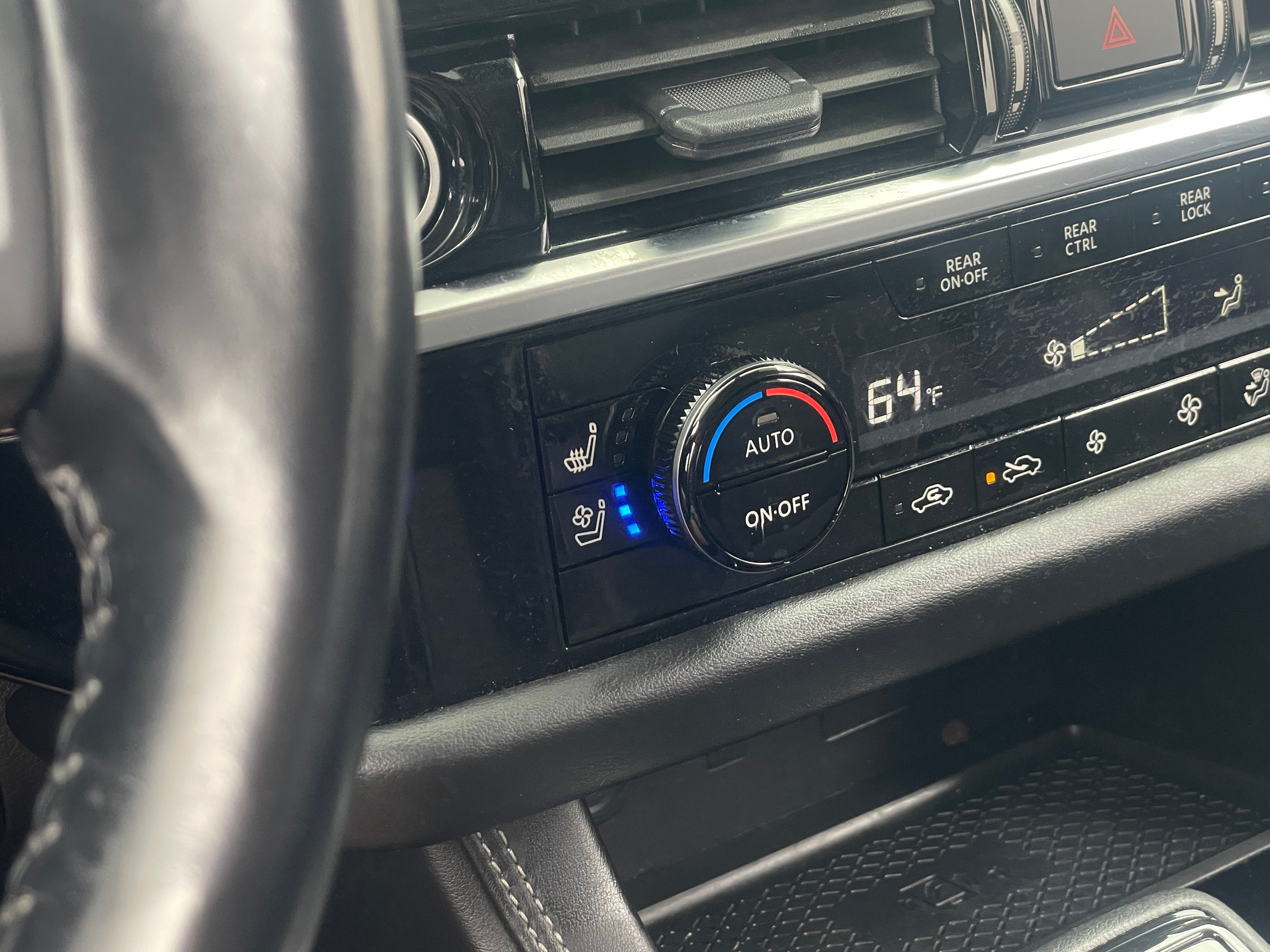 2023 Nissan Pathfinder Platinum - Photo 12