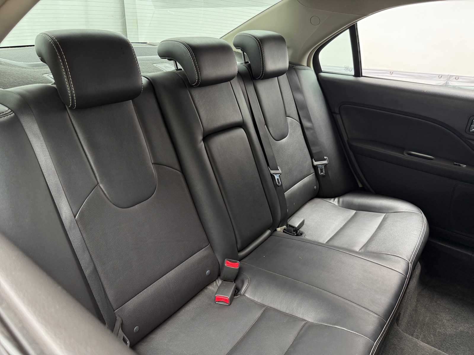 Thumbnail: 2010 Ford Fusion - 5