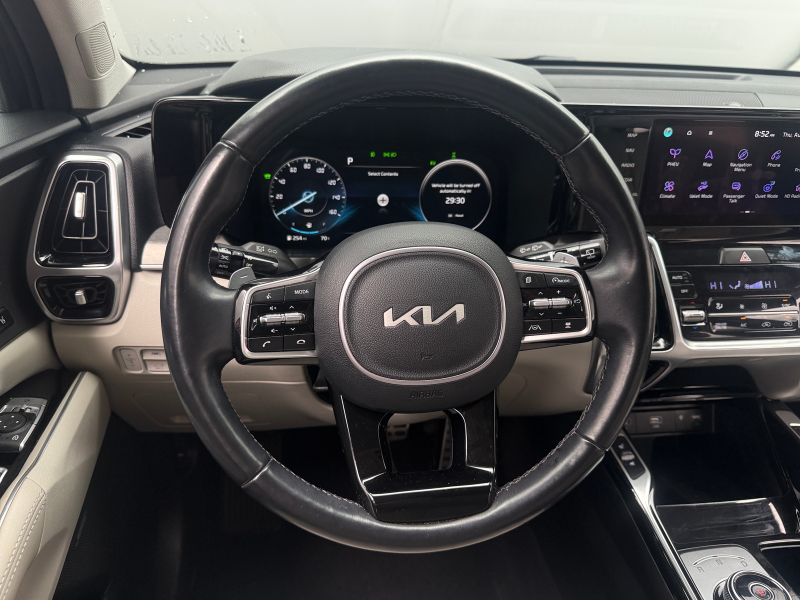 Thumbnail: 2023 Kia Sorento - 4