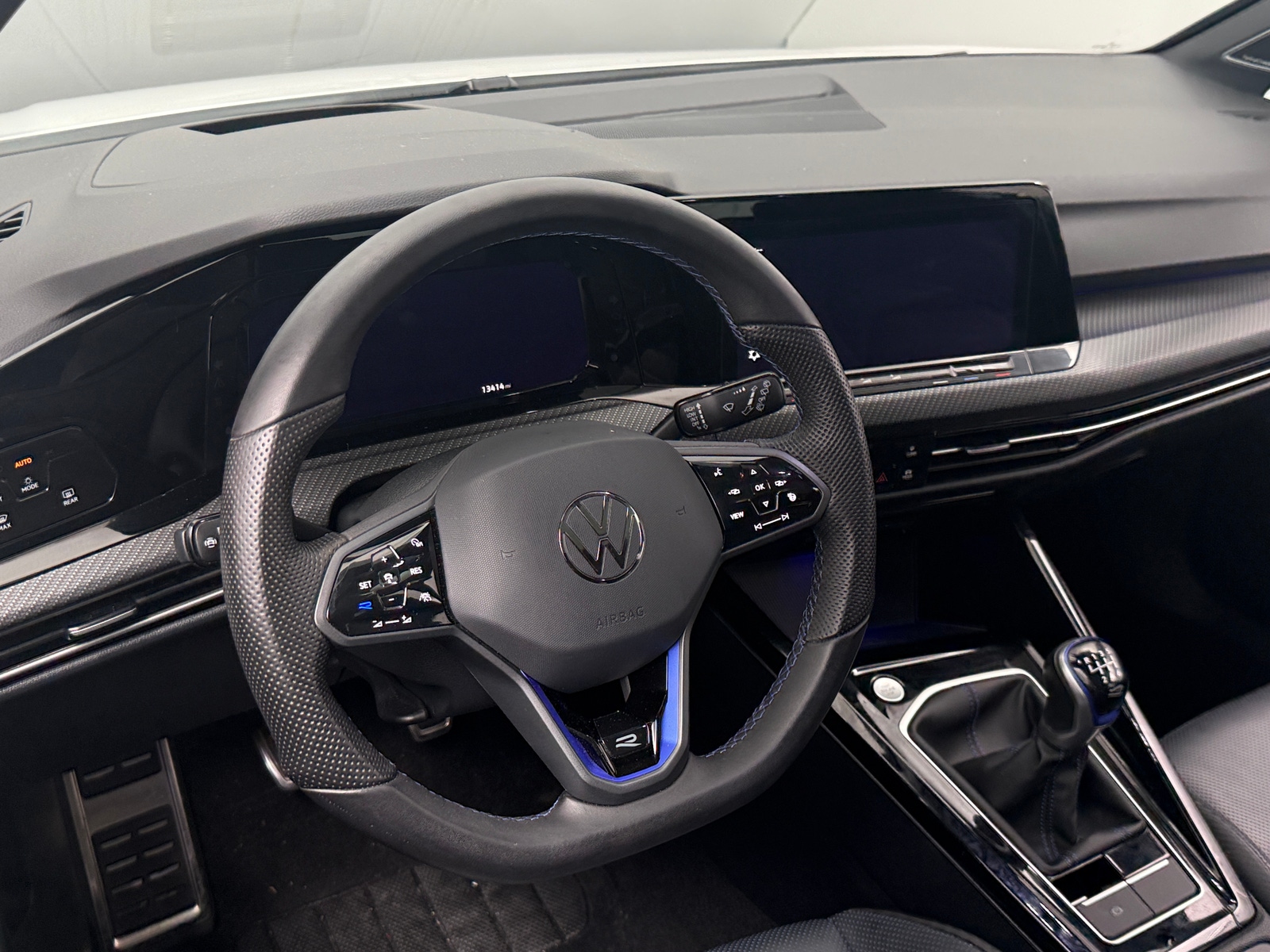 Thumbnail: 2024 Volkswagen Golf - 4