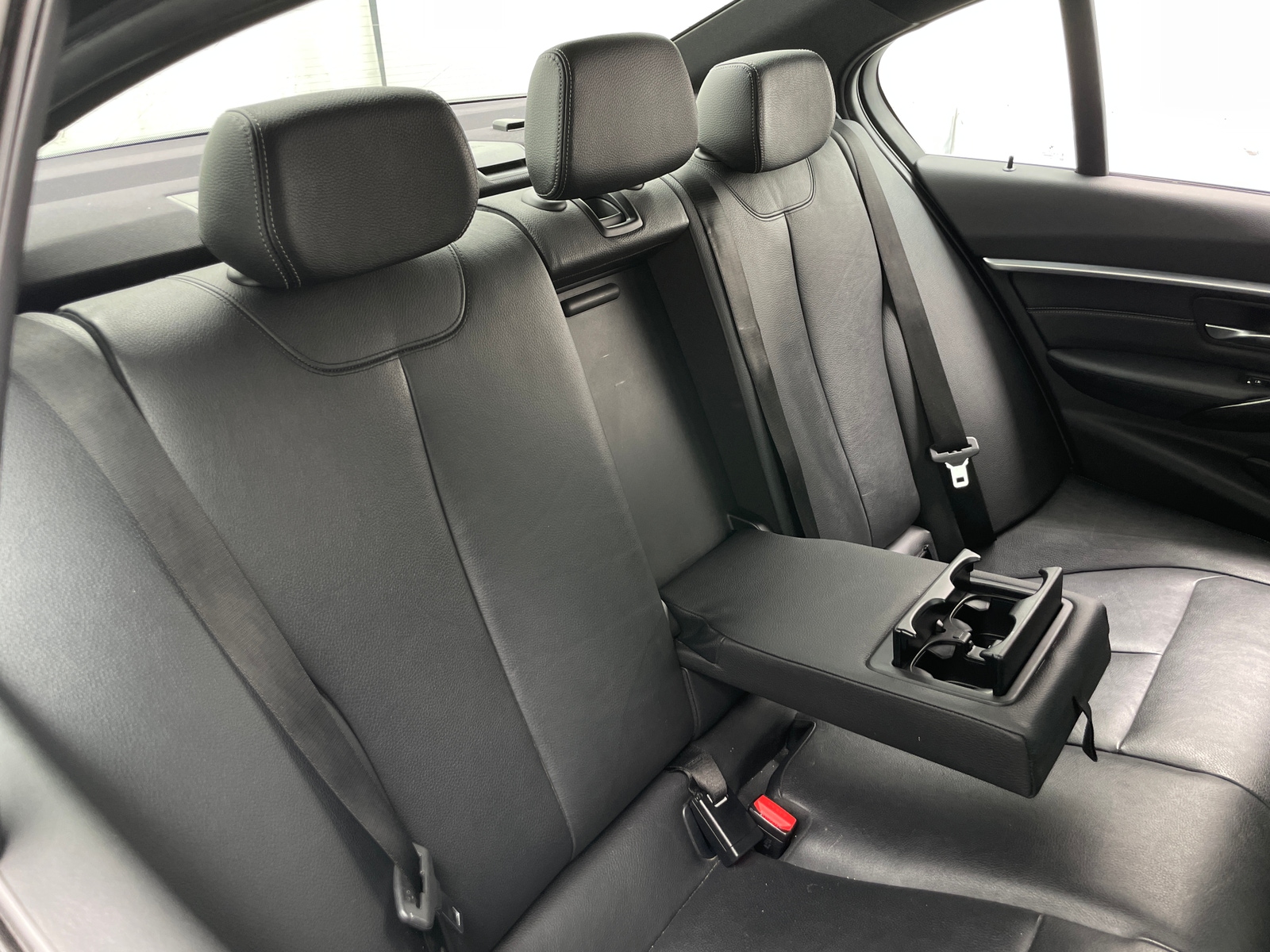 Thumbnail: 2017 BMW 3 Series - 5