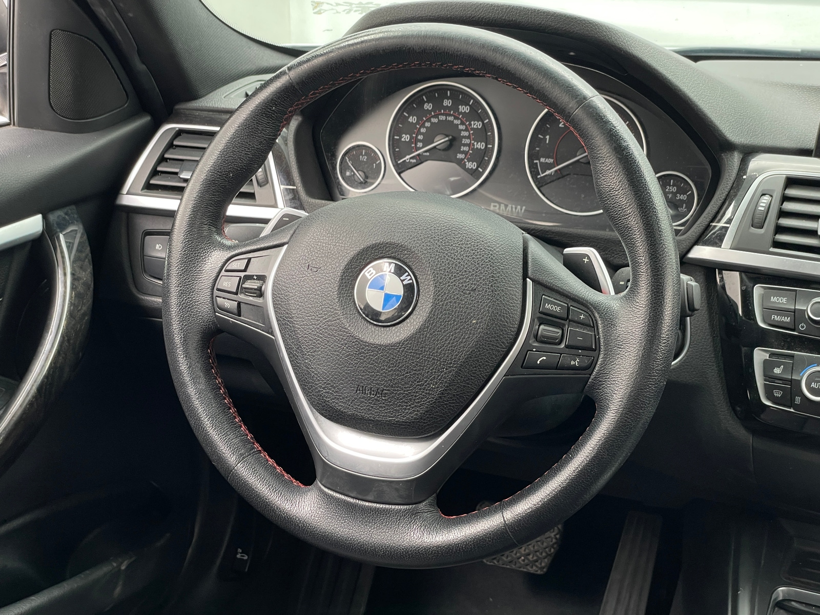 Thumbnail: 2017 BMW 3 Series - 4