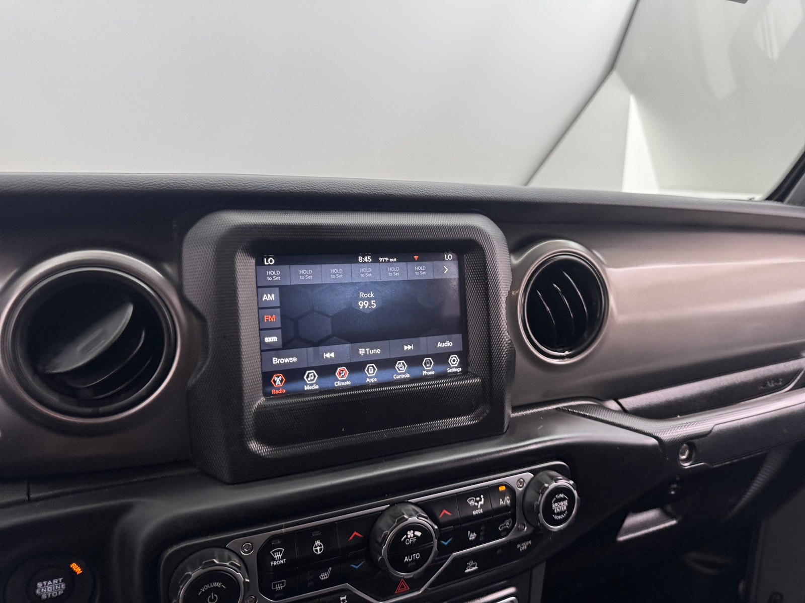 Thumbnail: 2023 Jeep Gladiator - 4