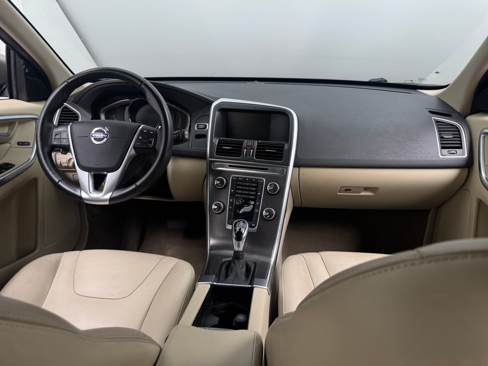 Thumbnail: 2015 Volvo XC60 - 2