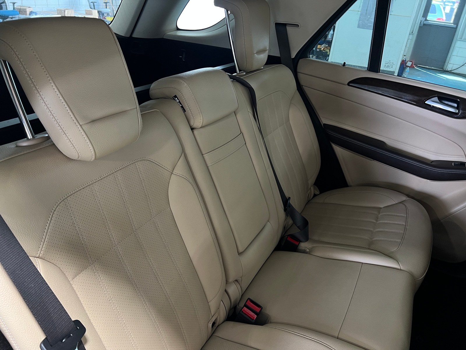 Thumbnail: 2017 Mercedes-Benz GLE - 6