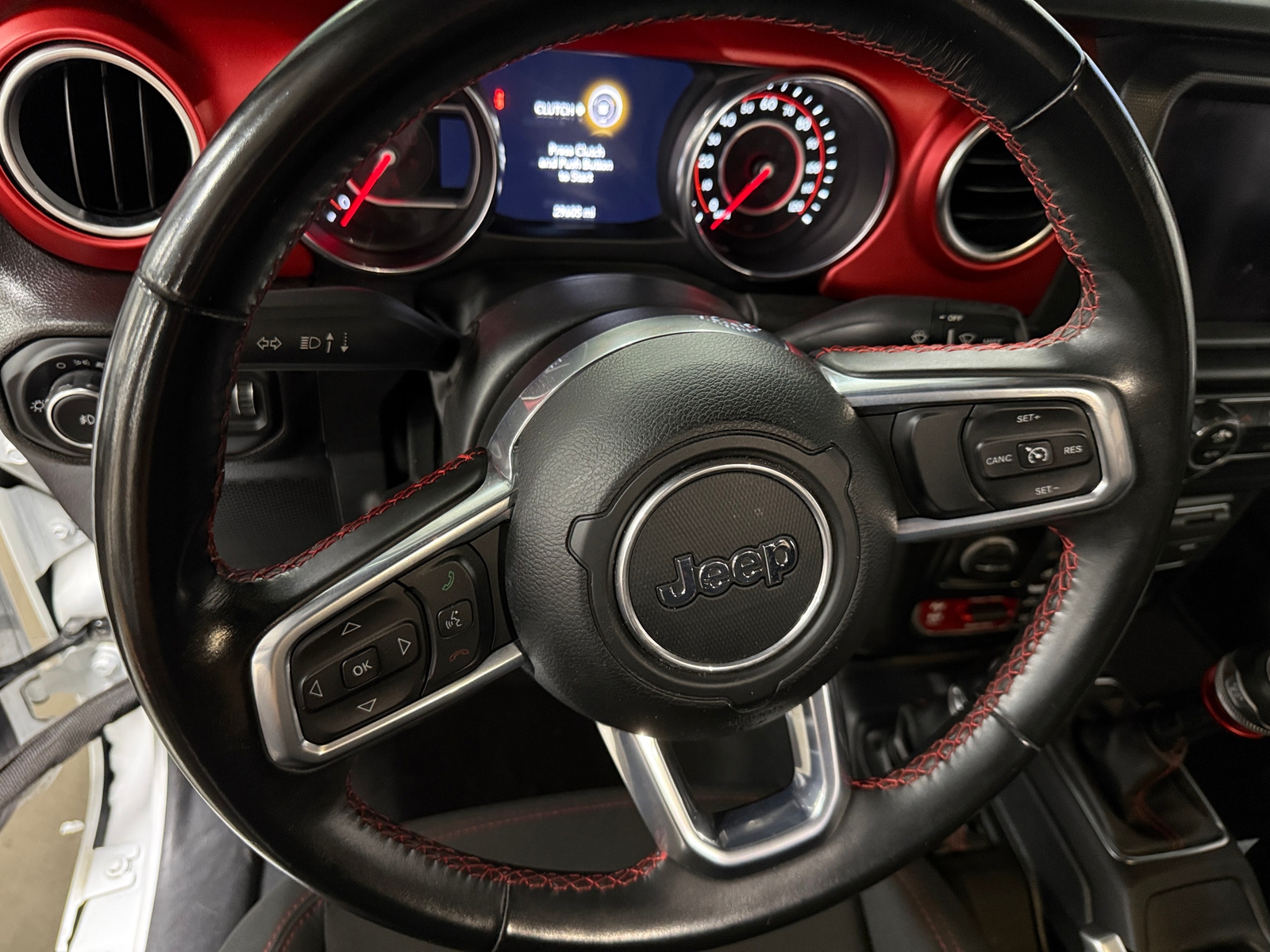 Thumbnail: 2022 Jeep Wrangler - 5