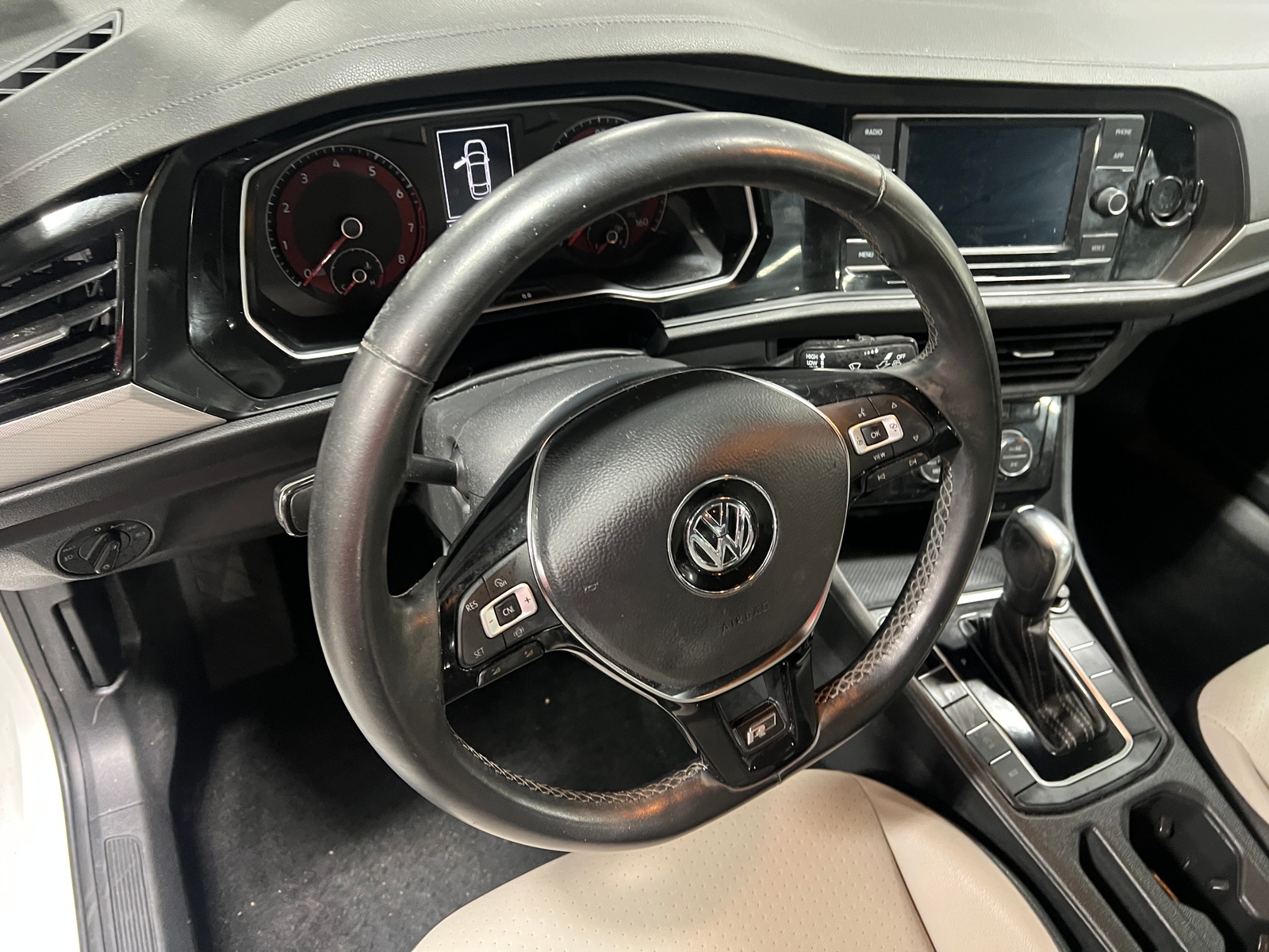 Thumbnail: 2020 Volkswagen Jetta - 4