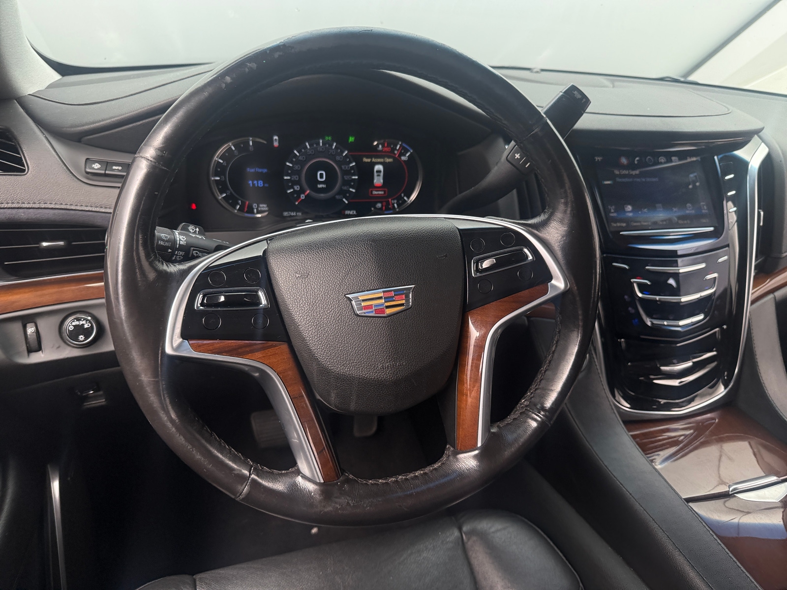Thumbnail: 2019 Cadillac Escalade - 4