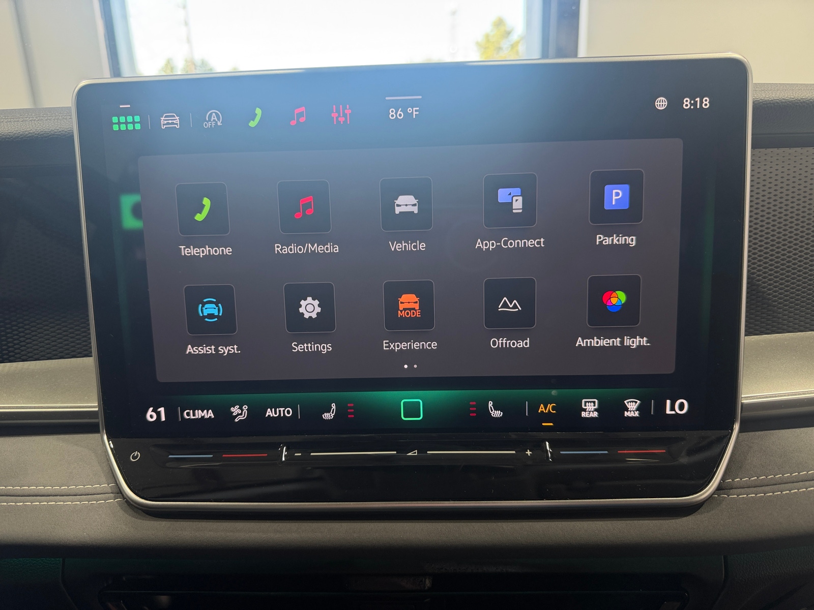 Thumbnail: 2026 Volkswagen Tiguan - 3