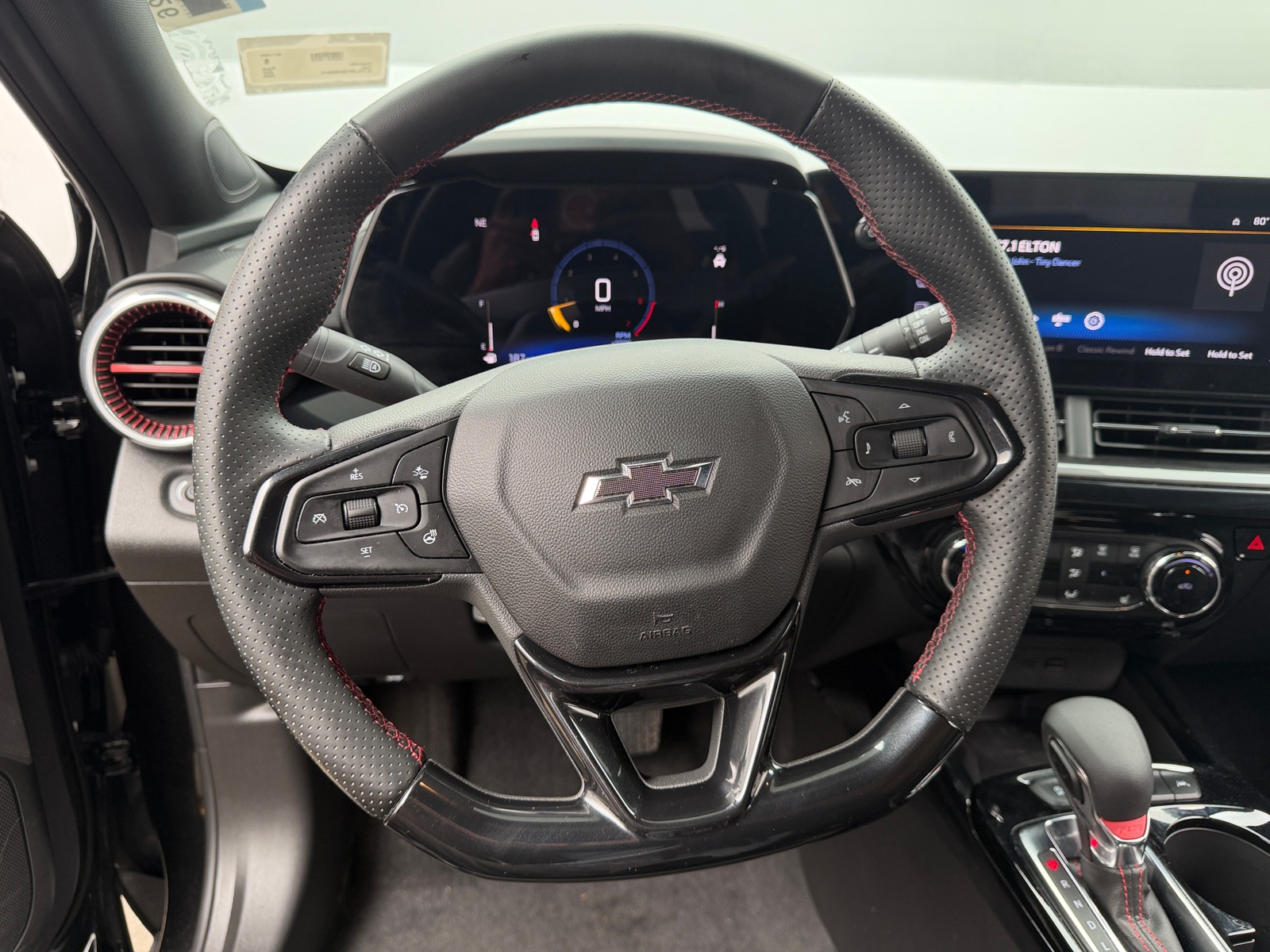 Thumbnail: 2025 Chevrolet Trax - 4