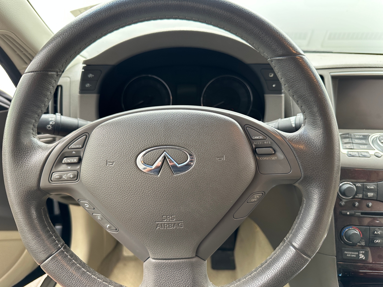 Thumbnail: 2012 INFINITI G37 - 4
