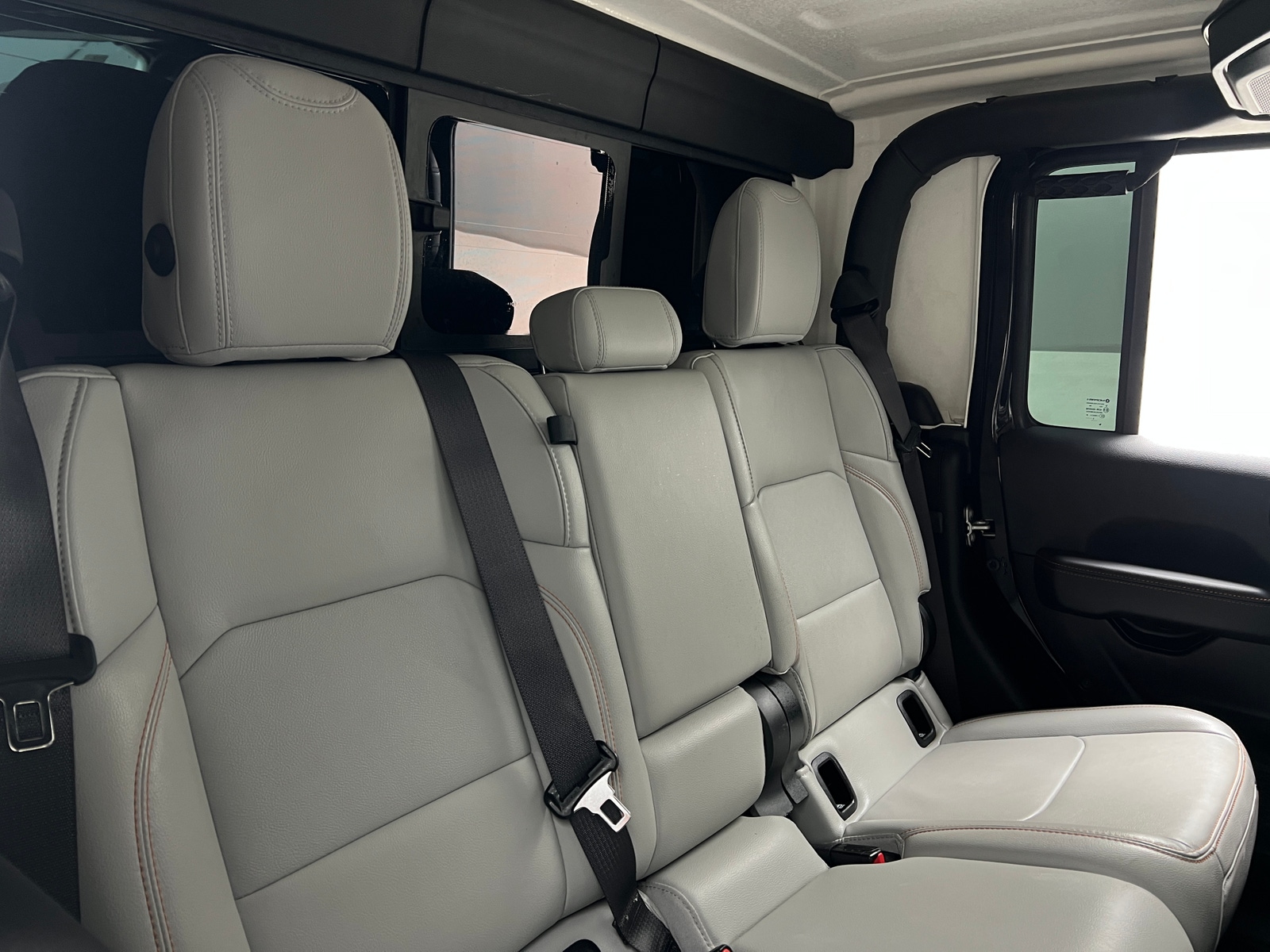 Thumbnail: 2023 Jeep Gladiator - 5