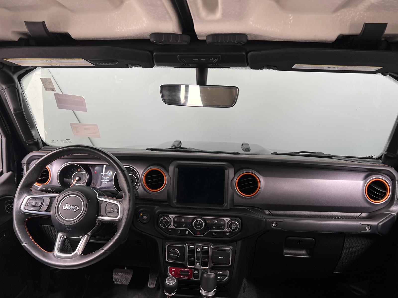 Thumbnail: 2023 Jeep Gladiator - 2