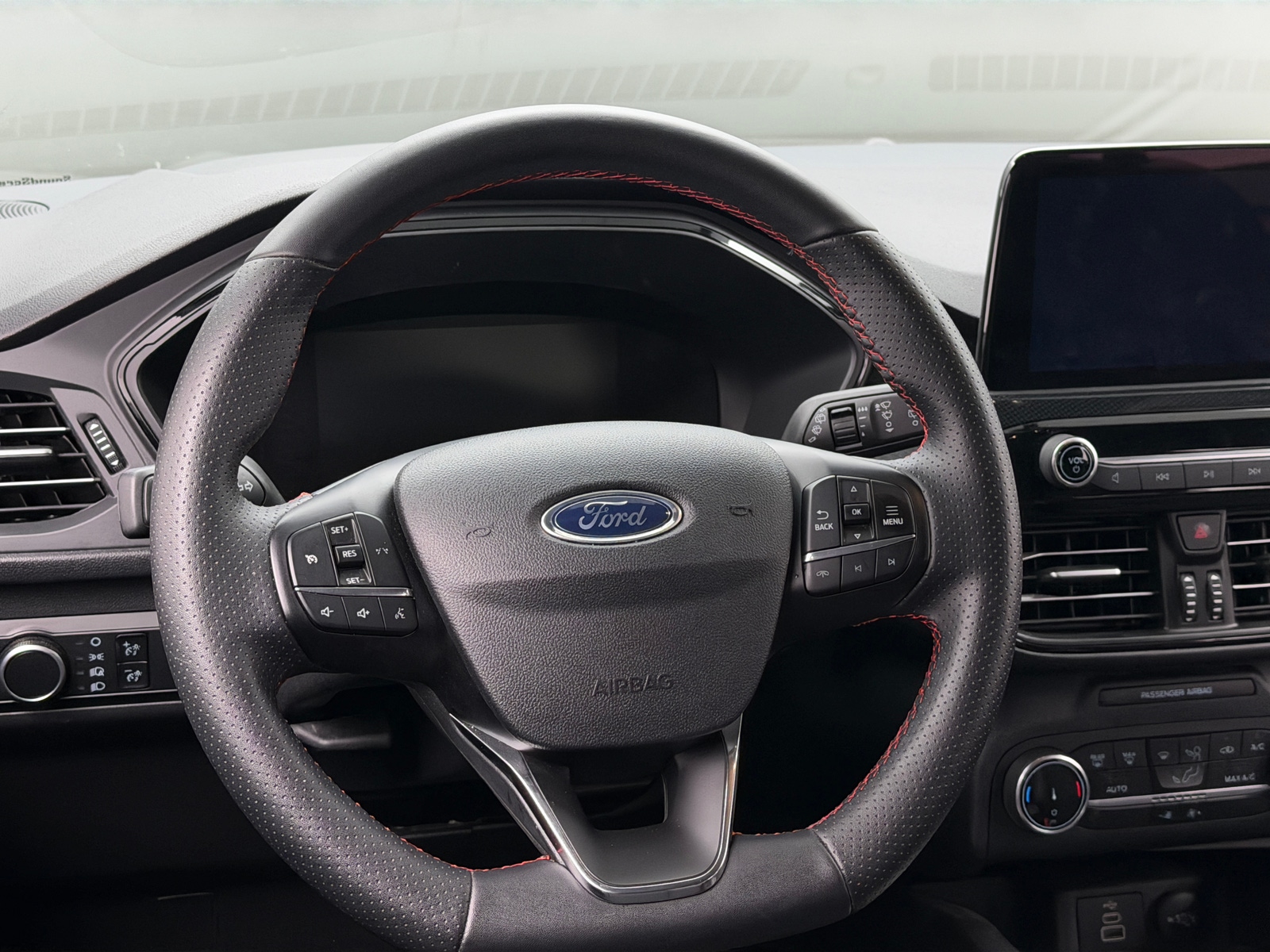 Thumbnail: 2025 Ford Escape - 5