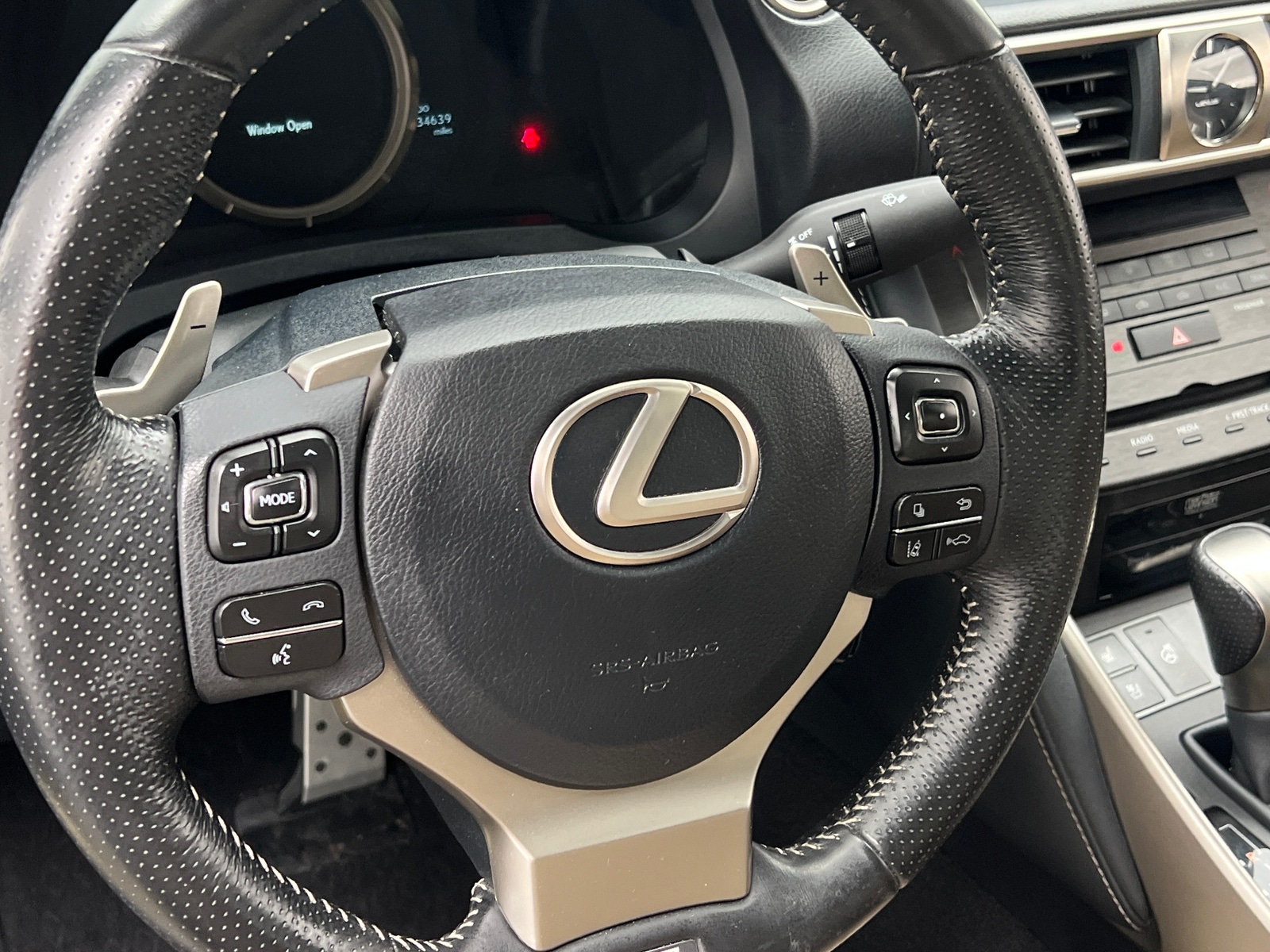 Thumbnail: 2019 Lexus IS - 4
