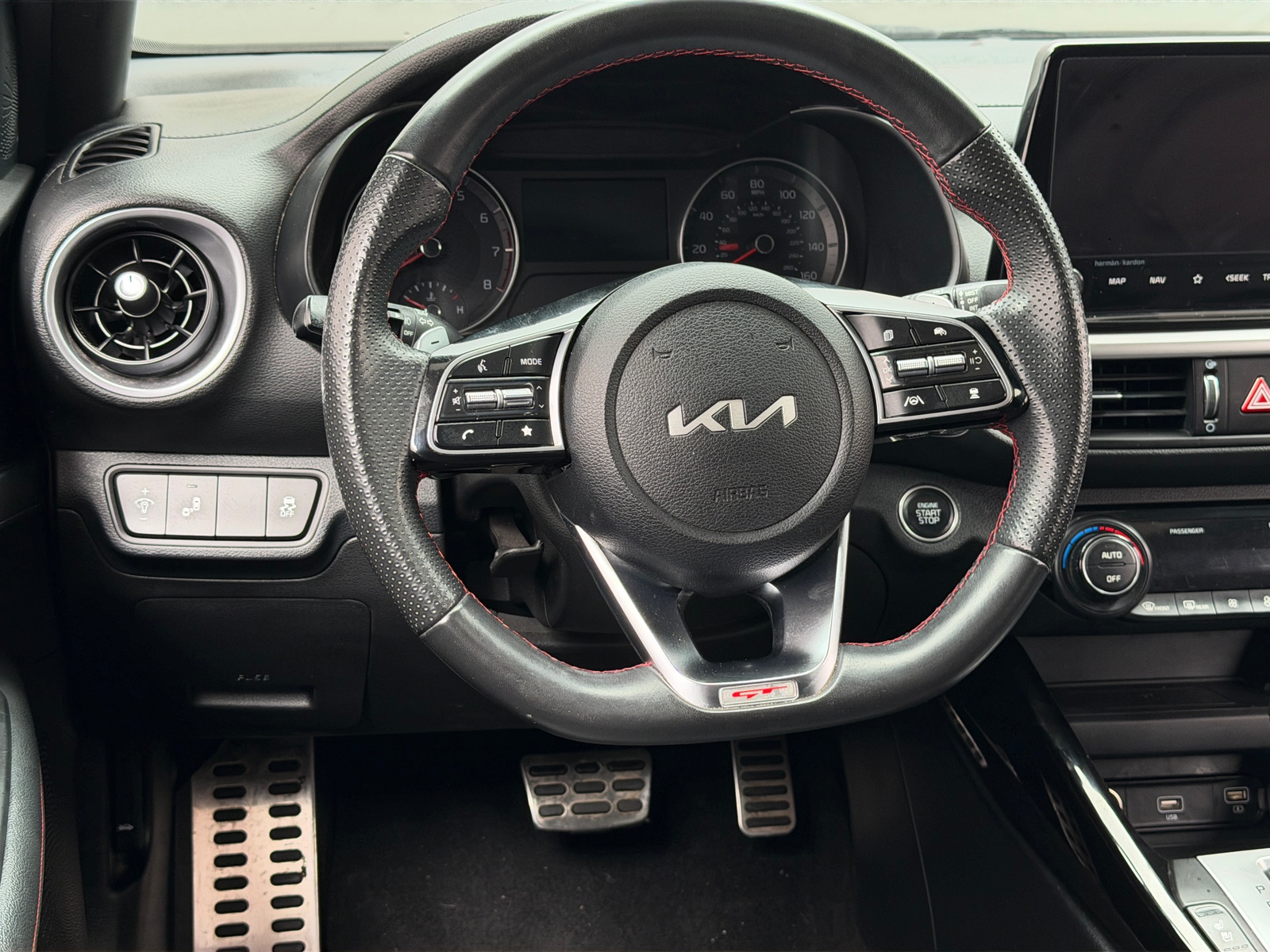 Thumbnail: 2024 Kia Forte - 4