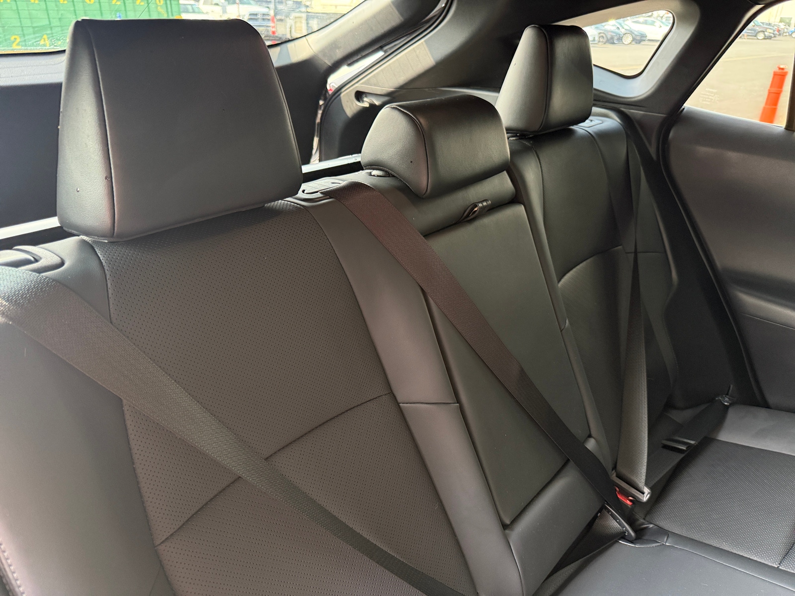 Thumbnail: 2021 Toyota Venza - 6