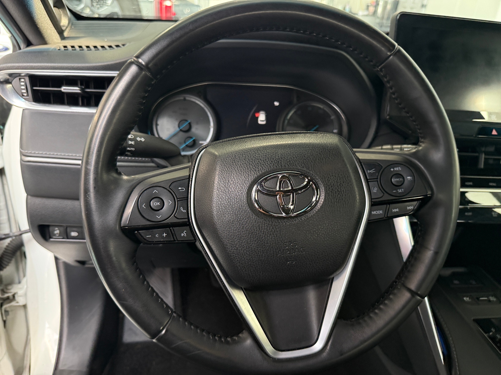 Thumbnail: 2021 Toyota Venza - 5