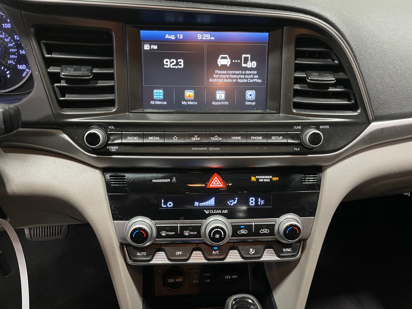 Thumbnail: 2020 Hyundai Elantra - 4