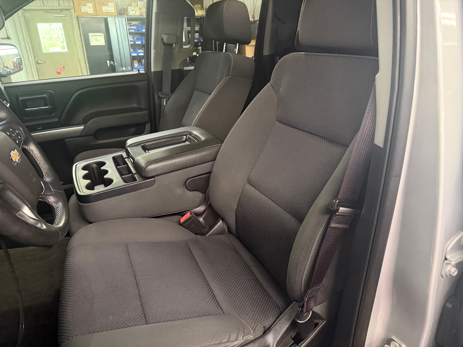 Thumbnail: 2017 Chevrolet Silverado 1500 - 6