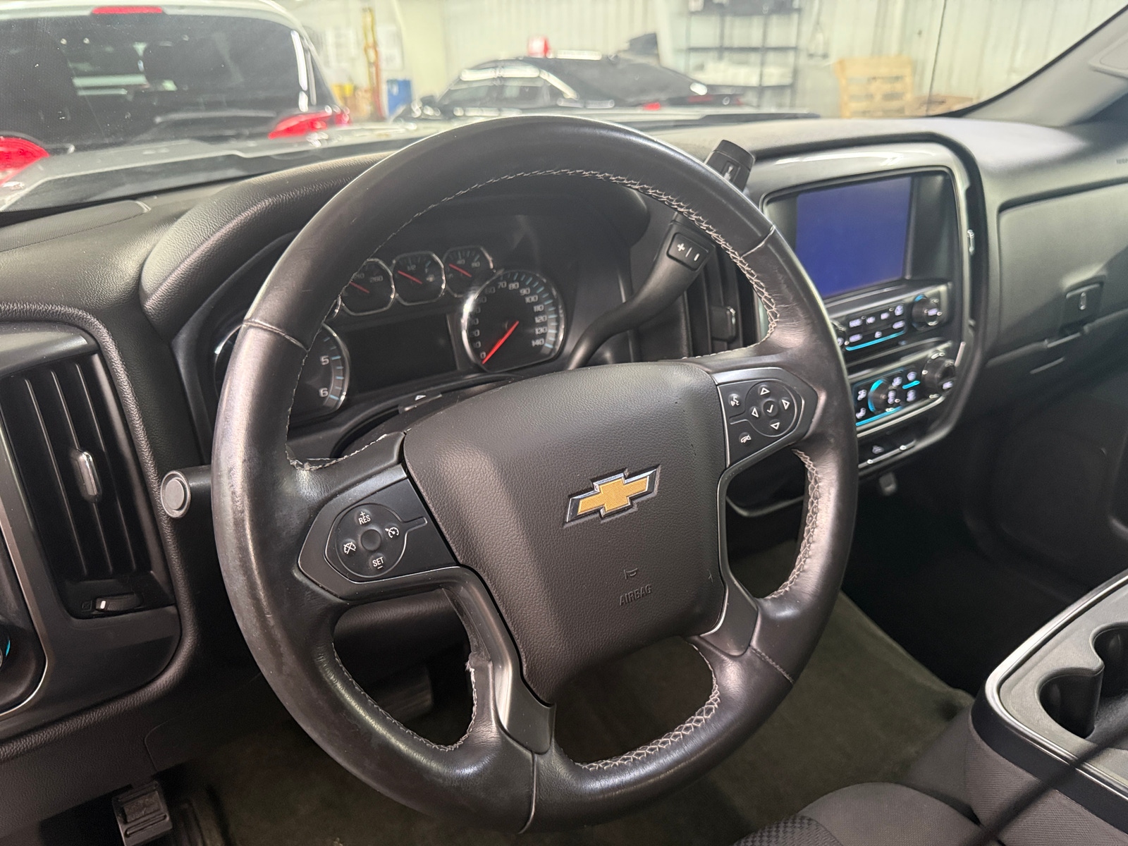 Thumbnail: 2017 Chevrolet Silverado 1500 - 5