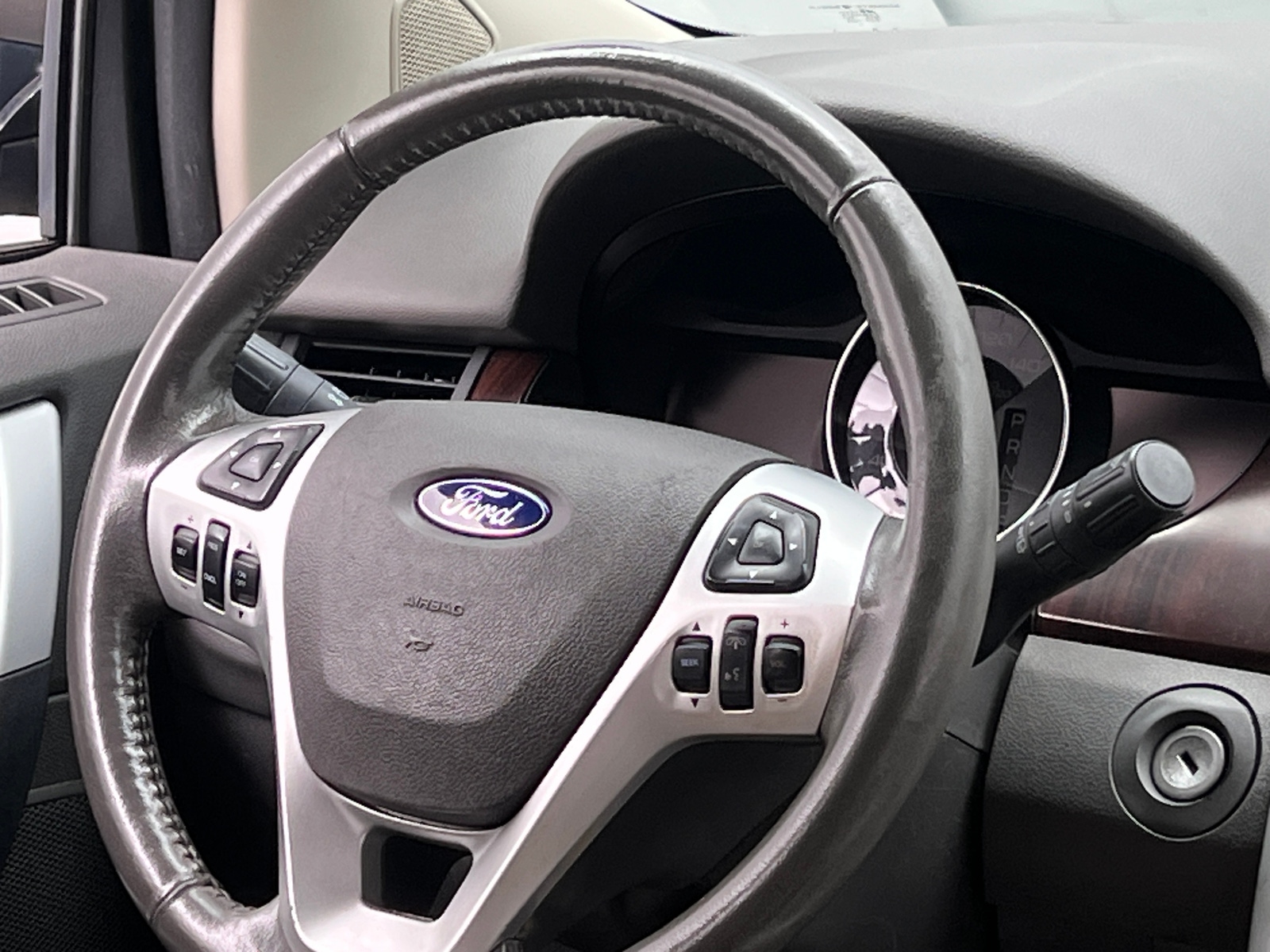 Thumbnail: 2013 Ford Edge - 4