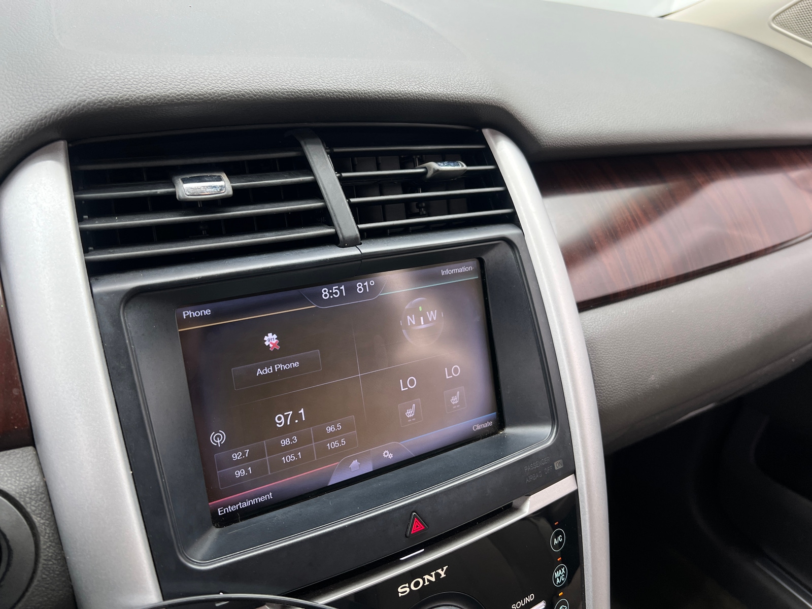 Thumbnail: 2013 Ford Edge - 3