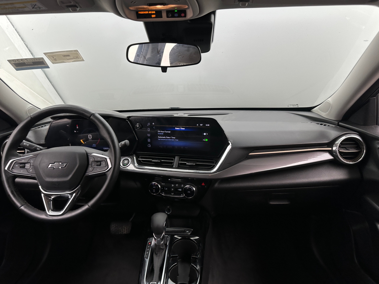 Thumbnail: 2025 Chevrolet Trax - 2