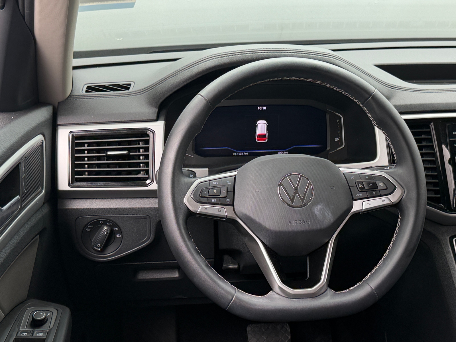 Thumbnail: 2023 Volkswagen Atlas - 4