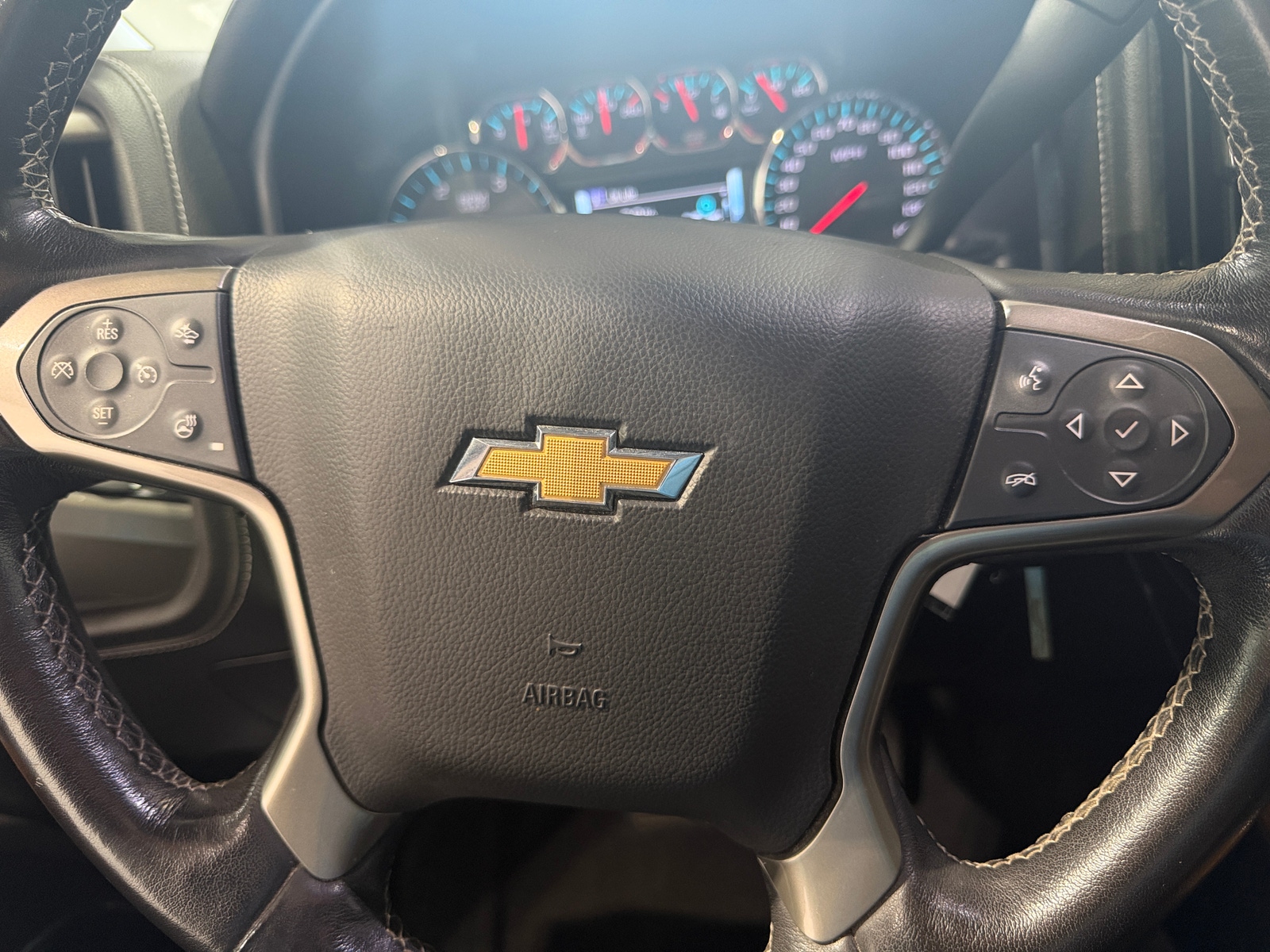 Thumbnail: 2019 Chevrolet Silverado 2500 - 4