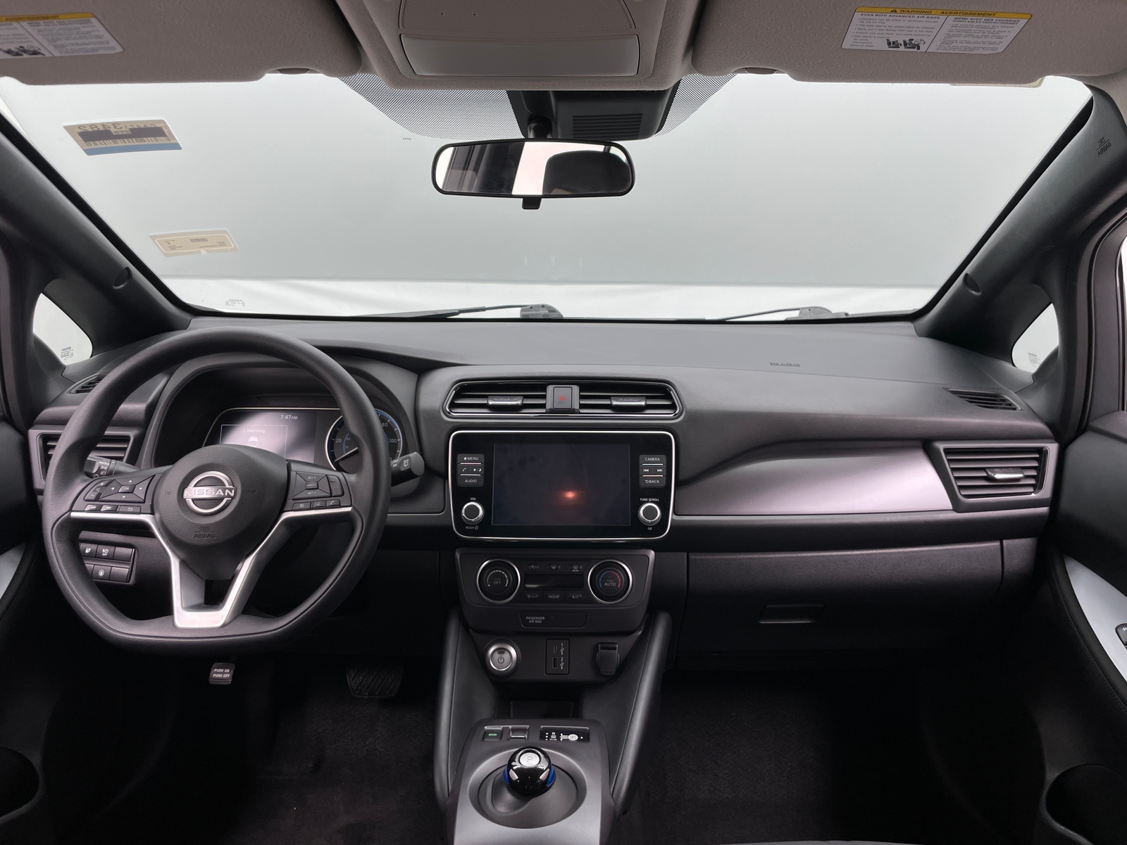 Thumbnail: 2025 Nissan Leaf - 3