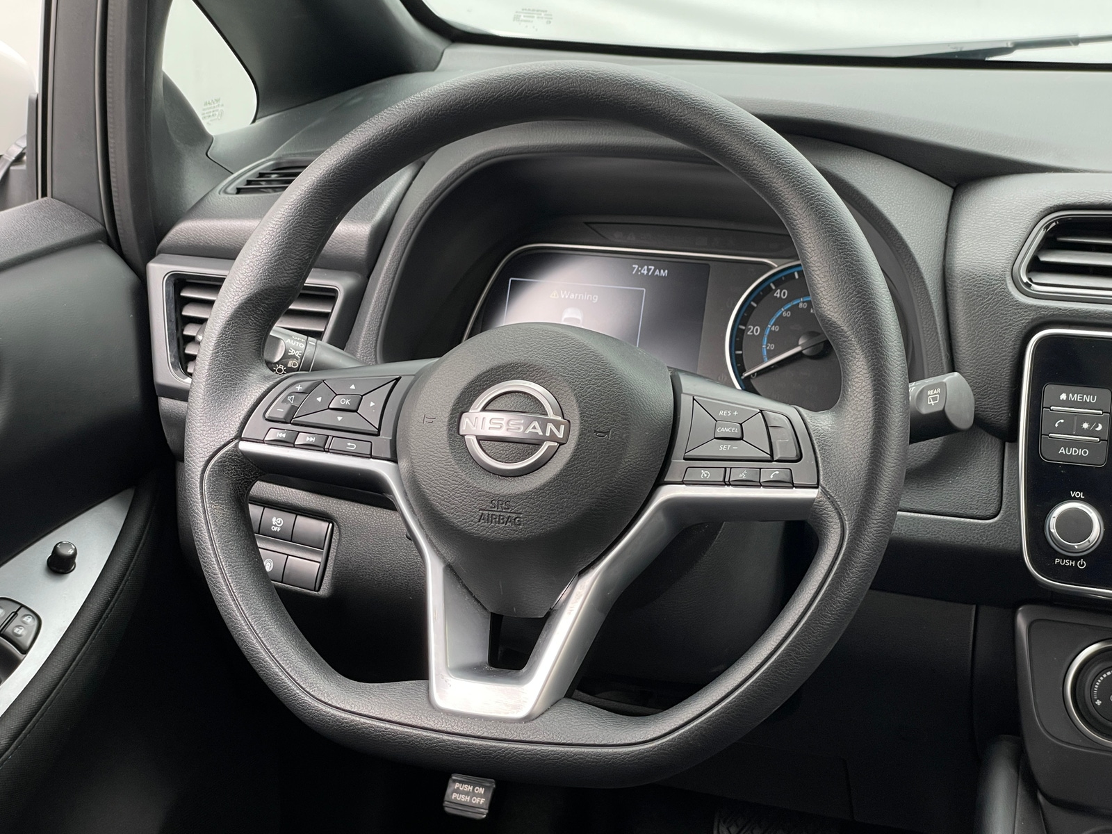 Thumbnail: 2025 Nissan Leaf - 5