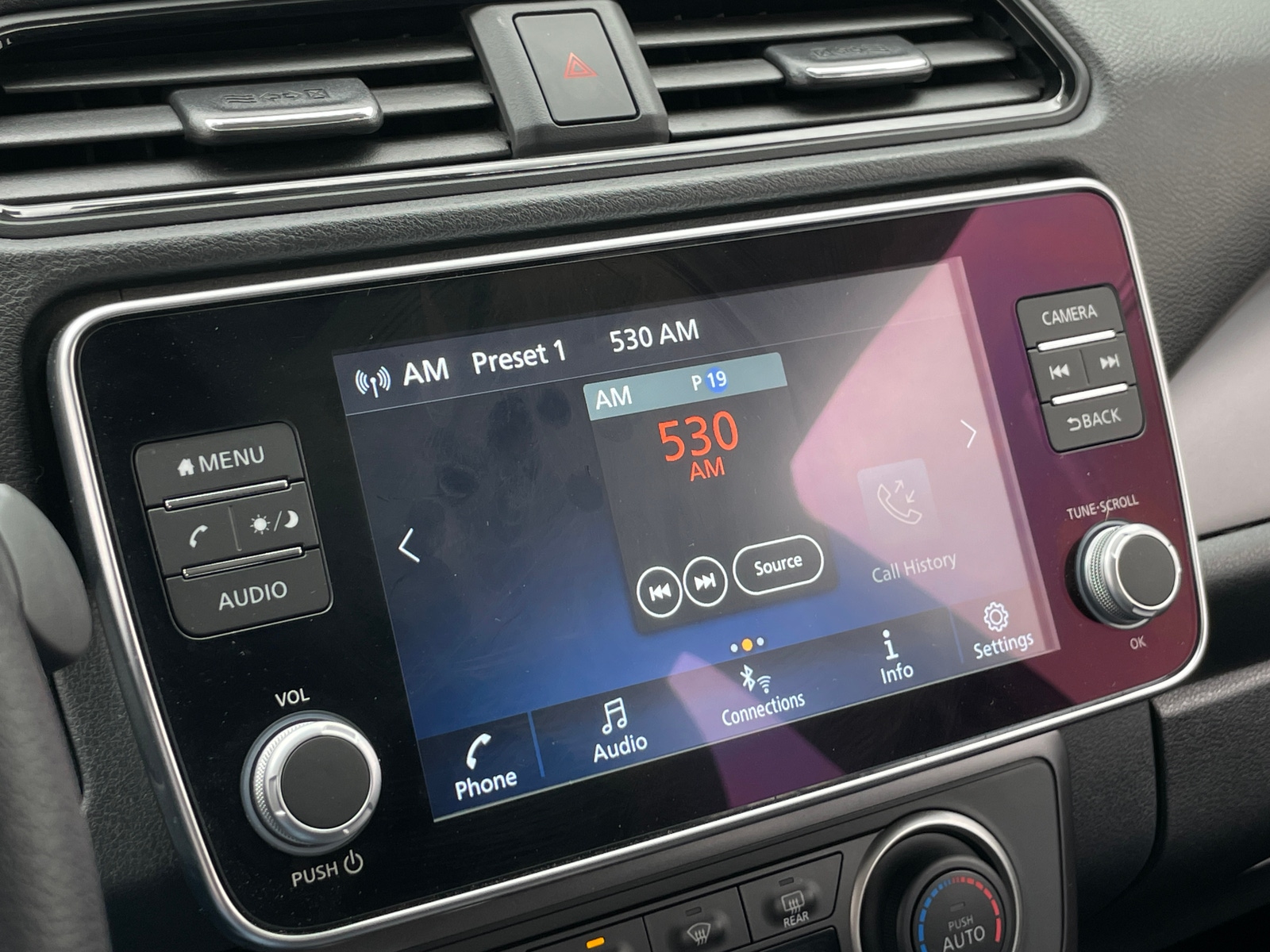 Thumbnail: 2025 Nissan Leaf - 4