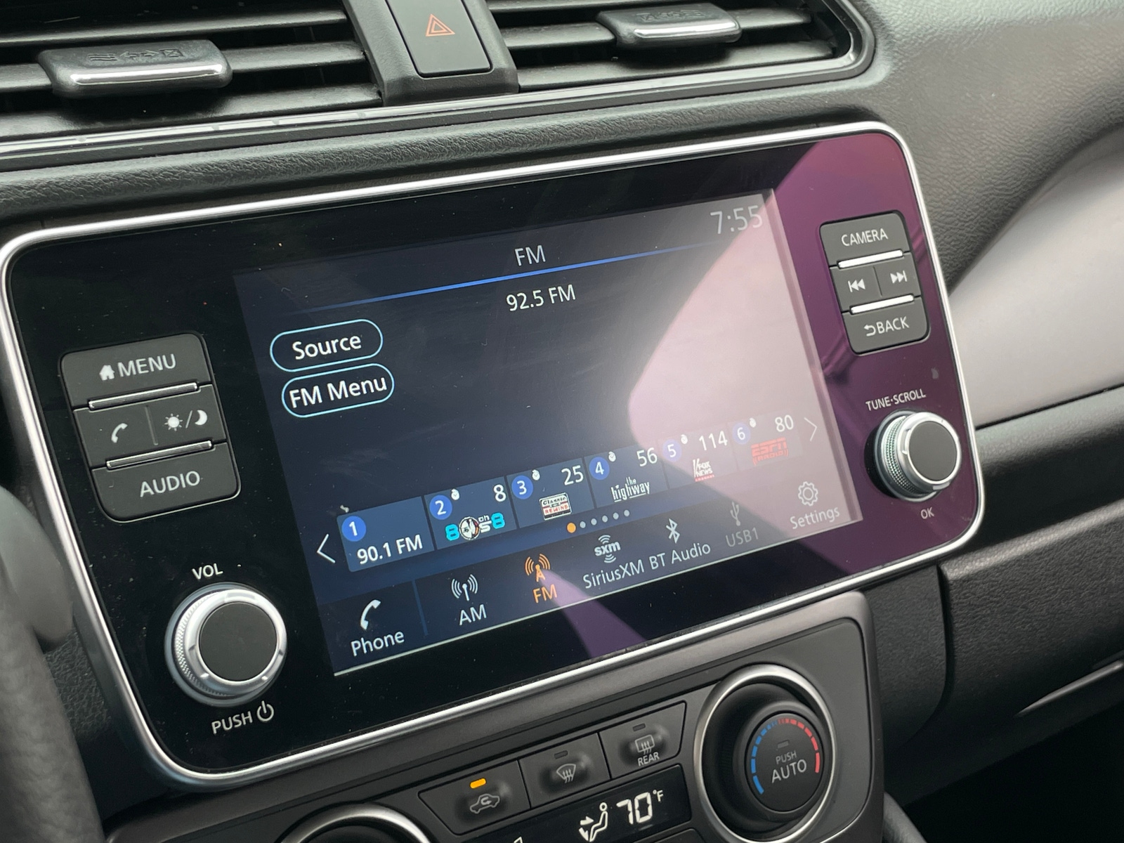 Thumbnail: 2025 Nissan Leaf - 4