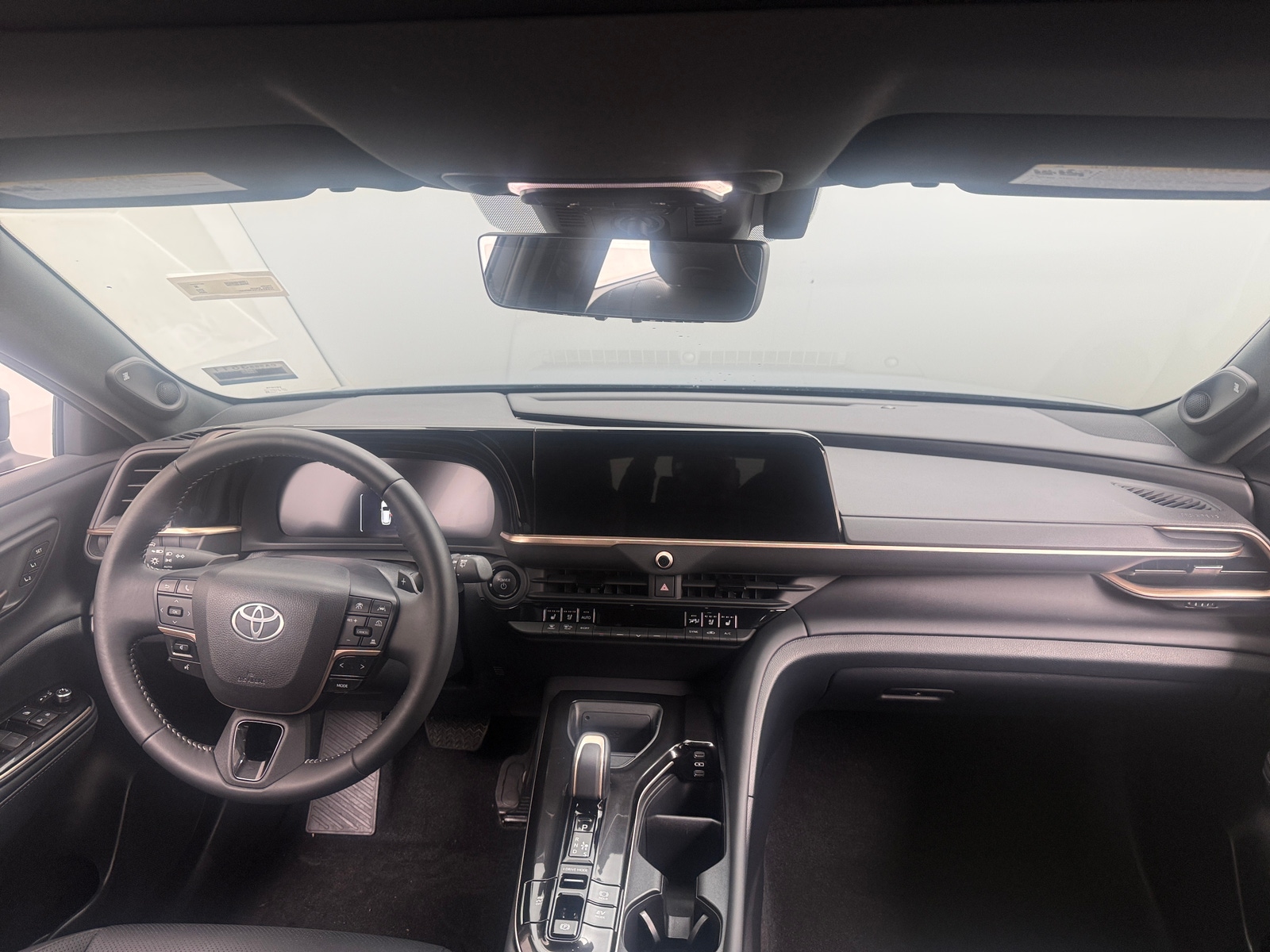 Thumbnail: 2025 Toyota Crown Signia - 2