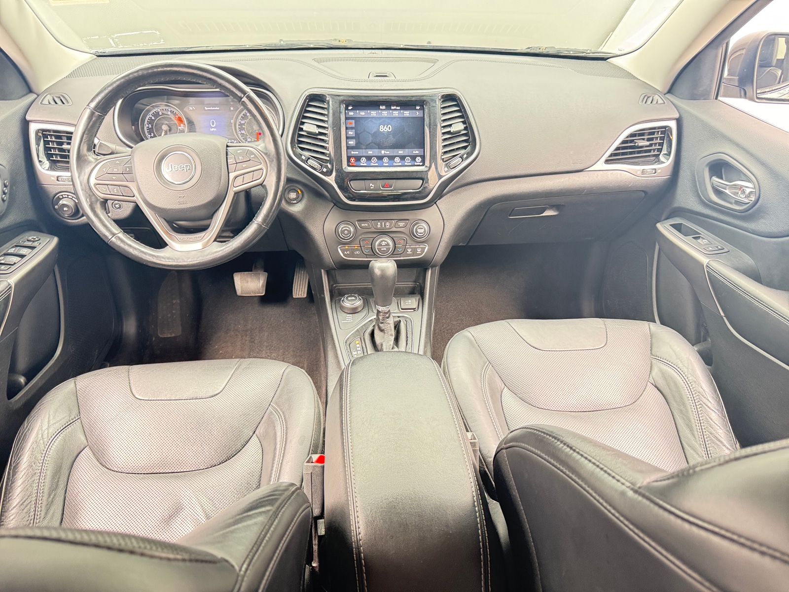 Thumbnail: 2020 Jeep Cherokee - 2