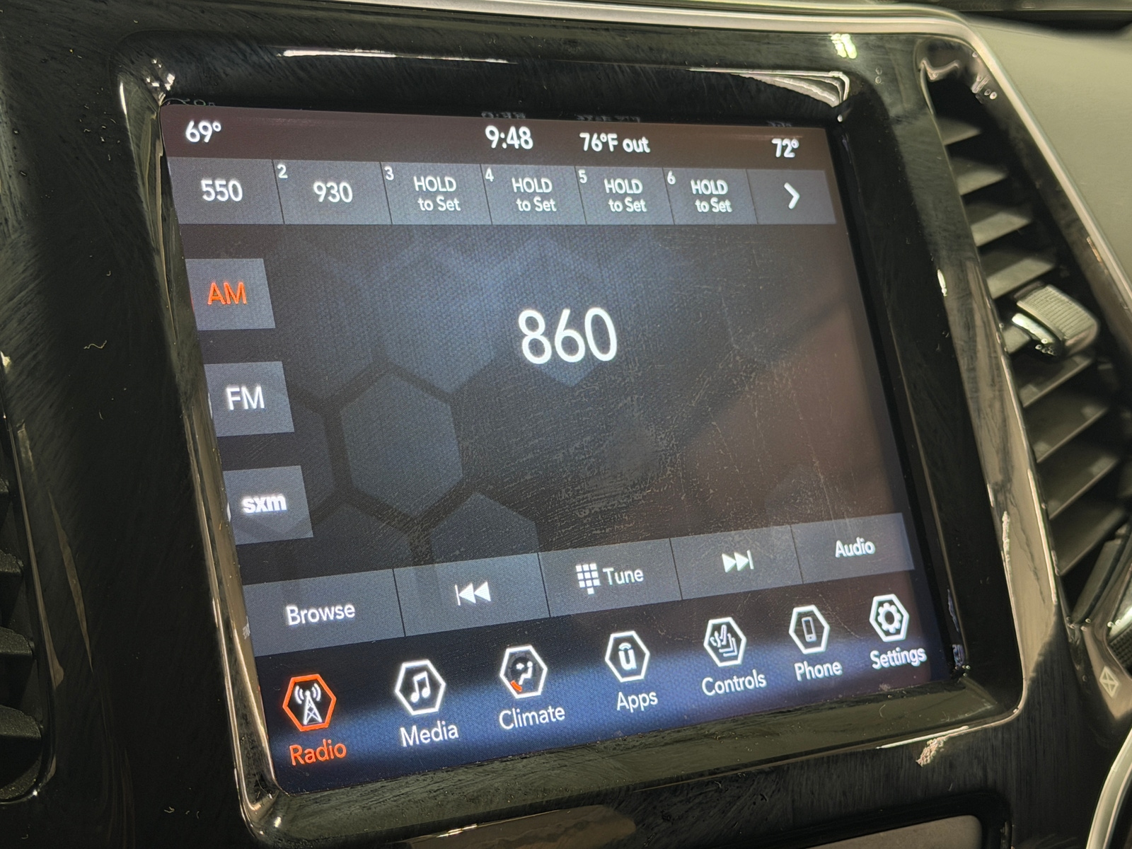 Thumbnail: 2020 Jeep Cherokee - 3