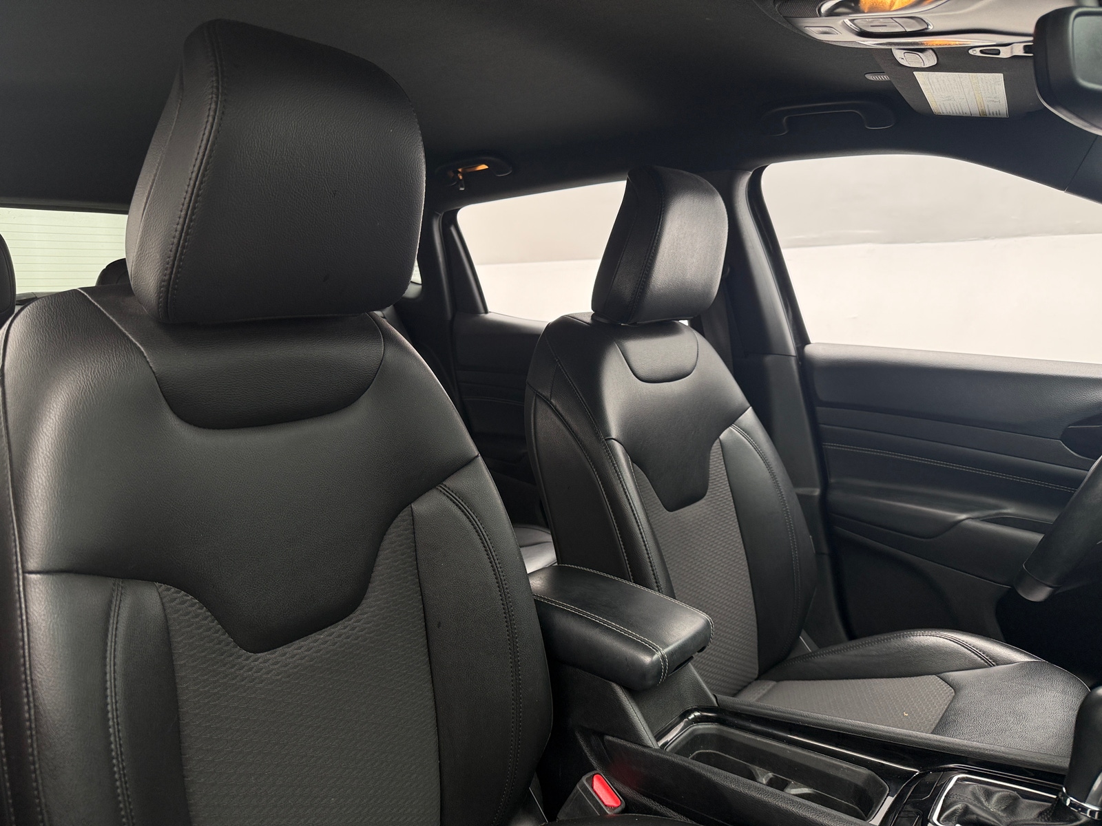 Thumbnail: 2022 Jeep Compass - 2