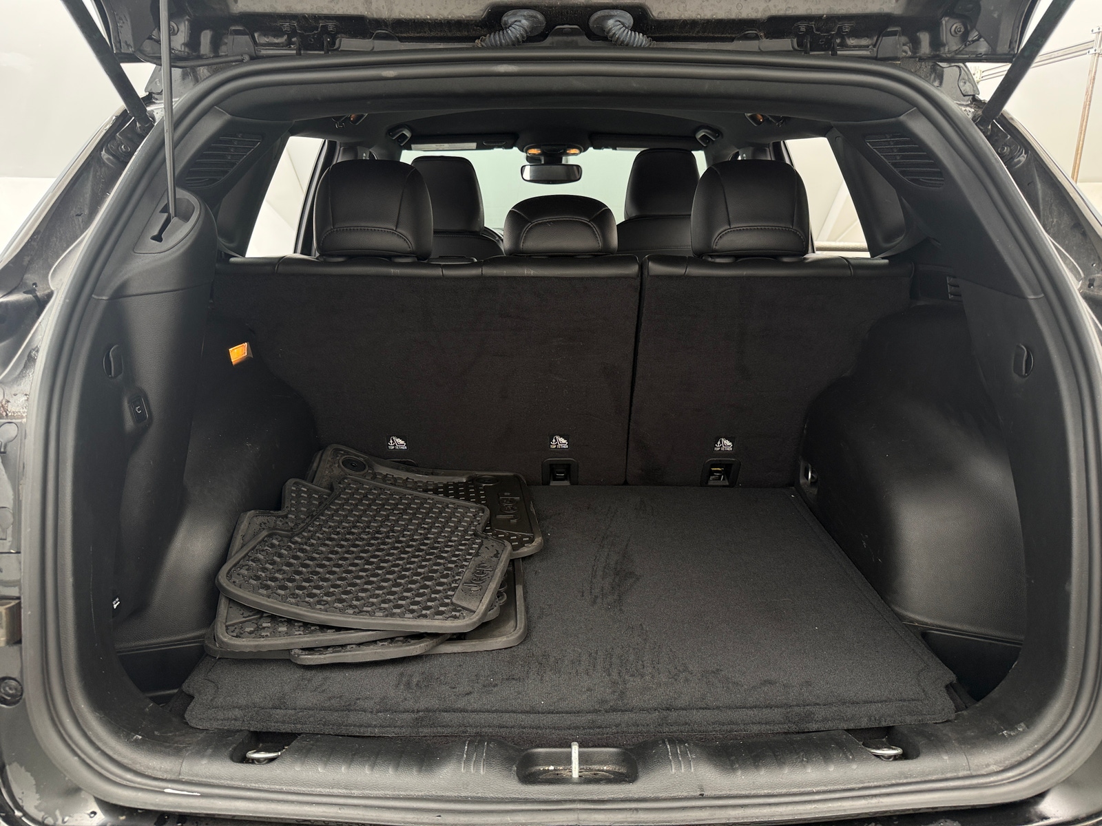 Thumbnail: 2022 Jeep Compass - 7