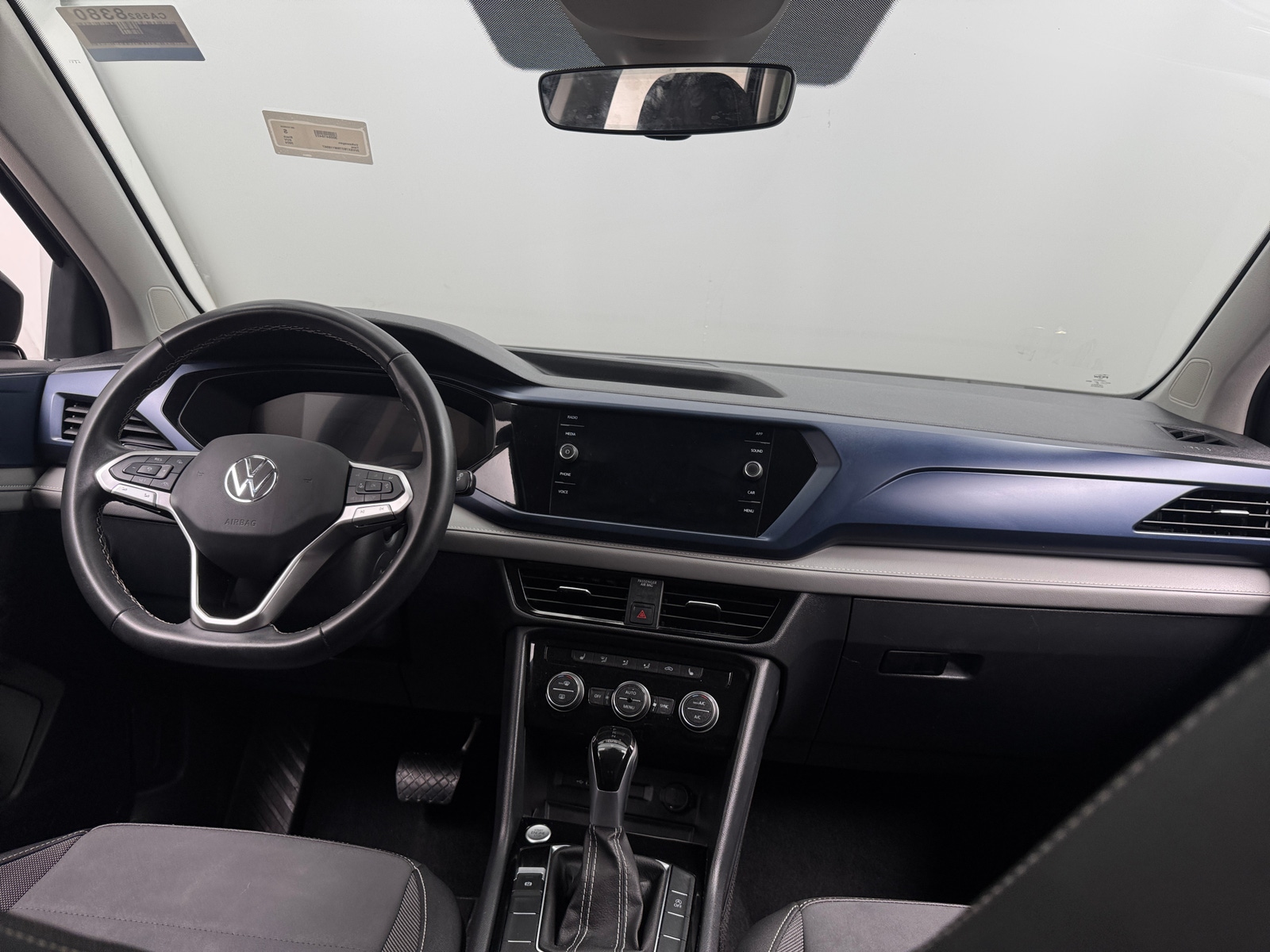 Thumbnail: 2024 Volkswagen Taos - 3