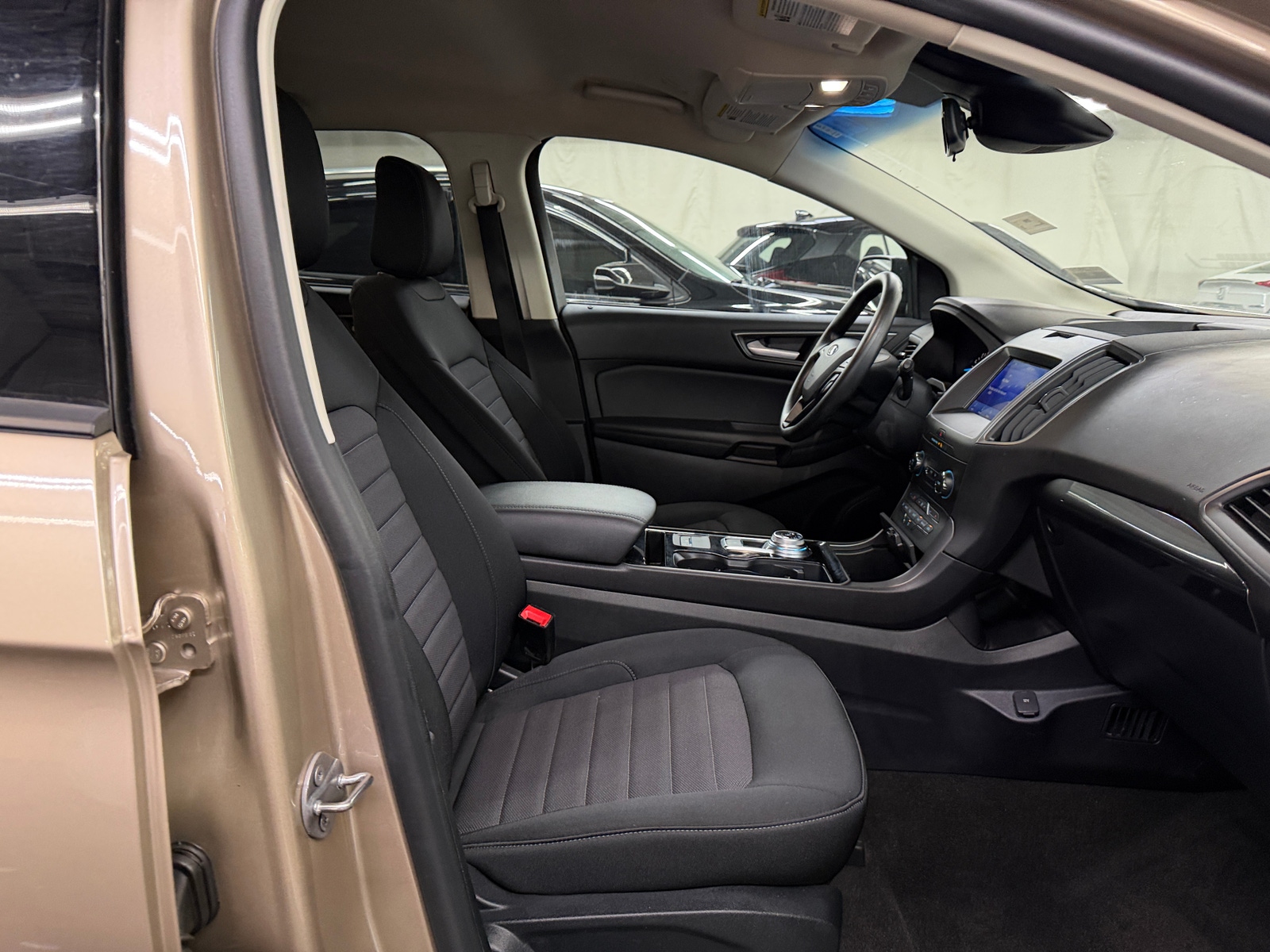 Thumbnail: 2020 Ford Edge - 2