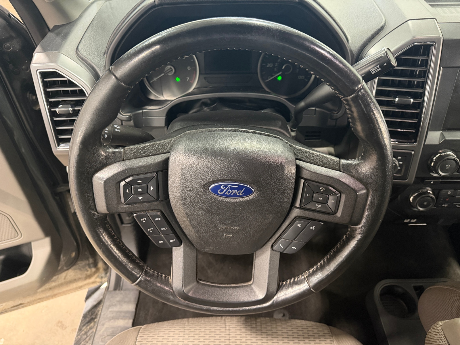 Thumbnail: 2018 Ford Econoline - 5