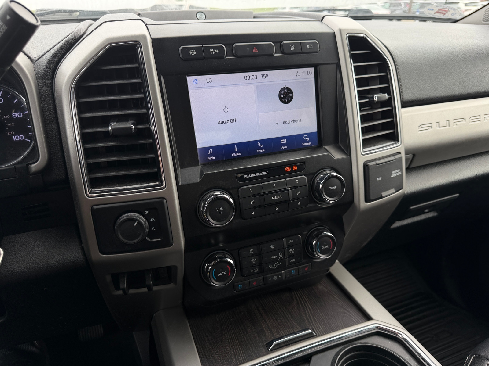 Thumbnail: 2020 Ford Econoline - 3