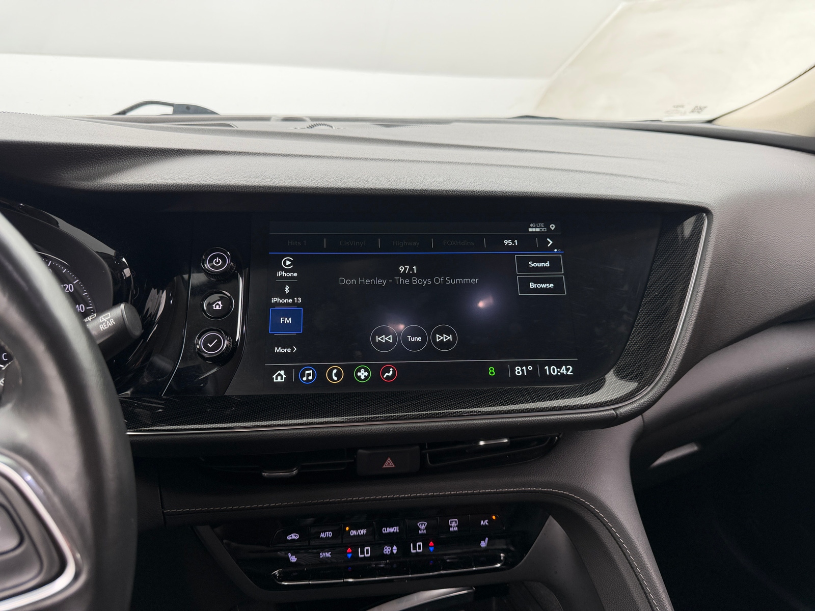 Thumbnail: 2023 Buick Envision - 3