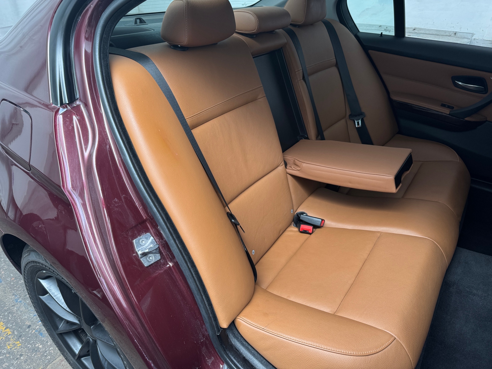 Thumbnail: 2010 BMW 3 Series - 5