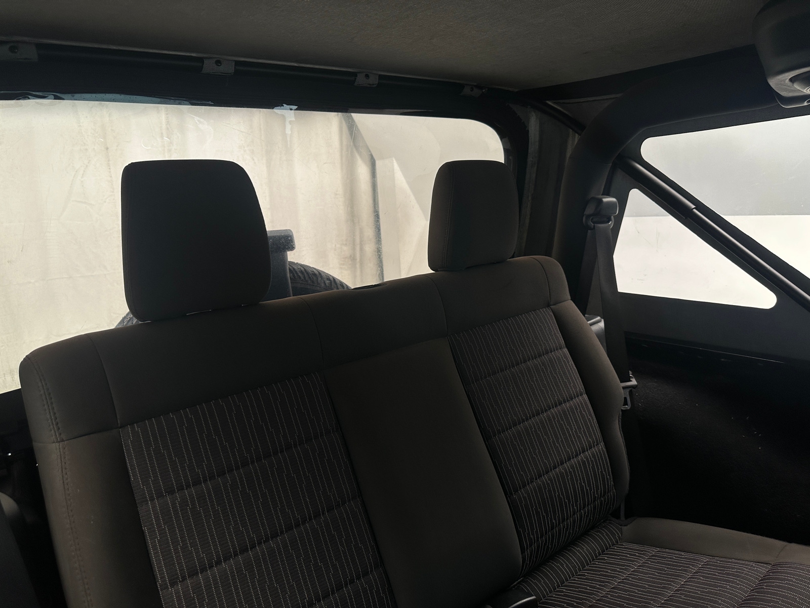 Thumbnail: 2011 Jeep Wrangler - 6