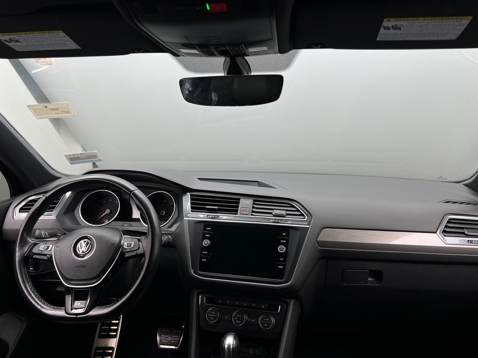 Thumbnail: 2020 Volkswagen Tiguan - 2