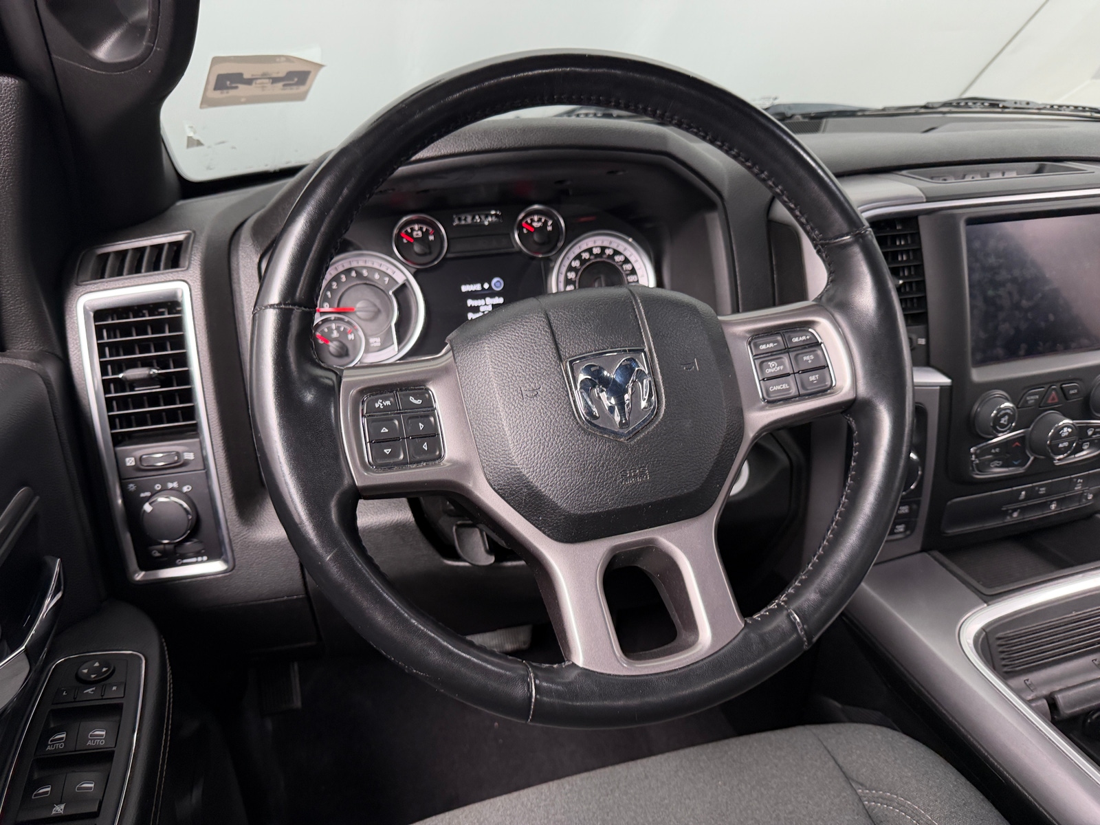 Thumbnail: 2022 RAM 1500 Classic - 5