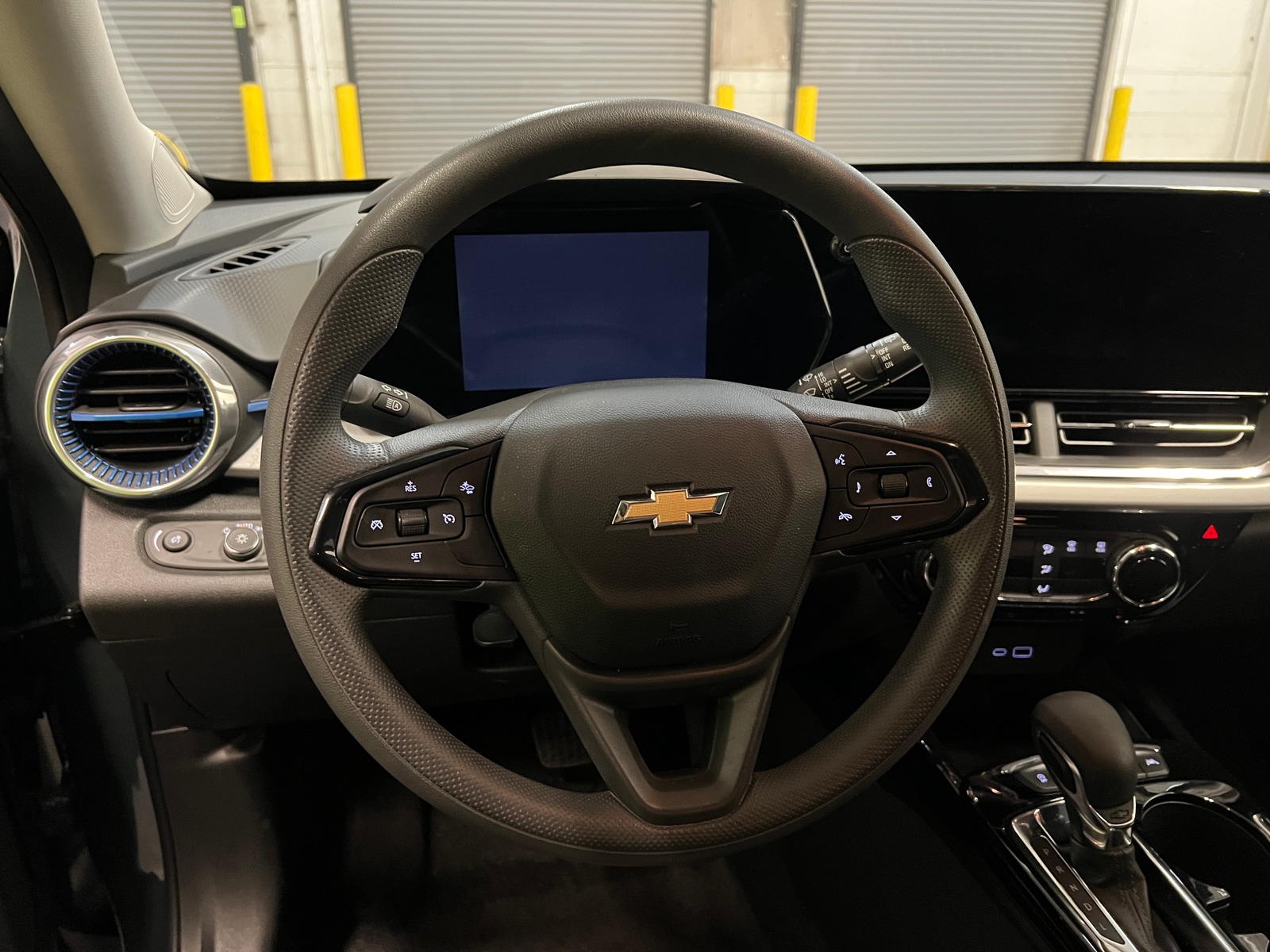 Thumbnail: 2025 Chevrolet Trax - 4